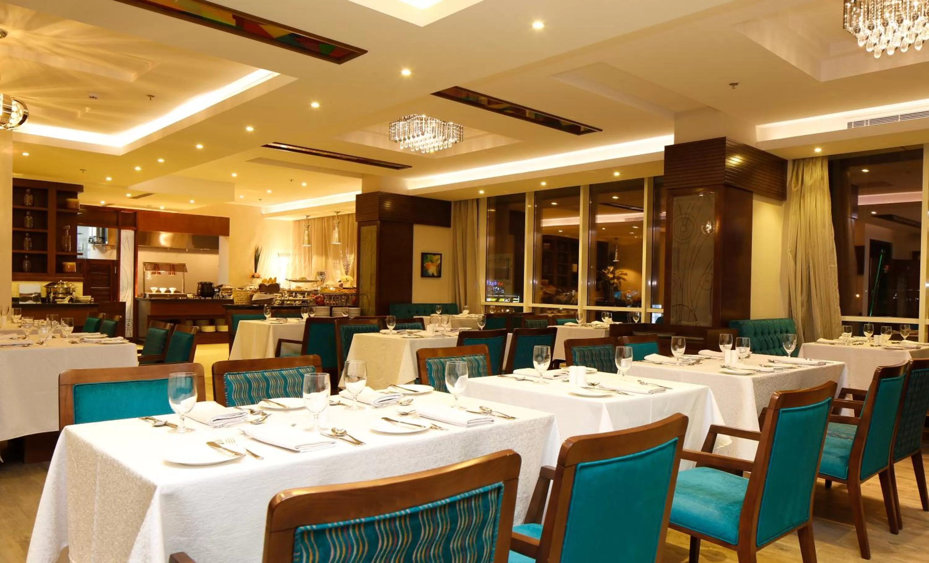 Restaurant/places to eat in Swiss Flora Royal Hotel Riyadh