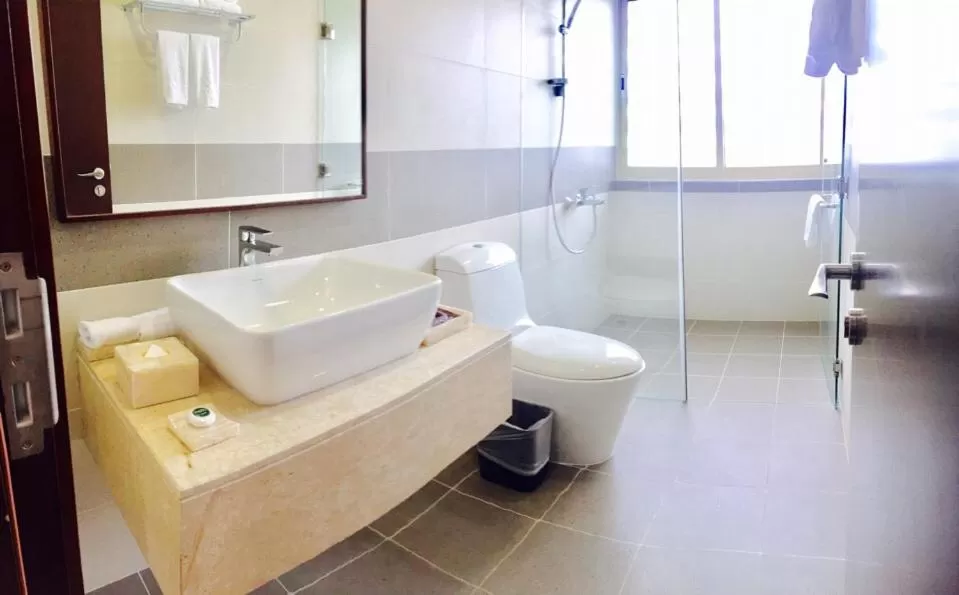 Bathroom in Glenwood City Resort