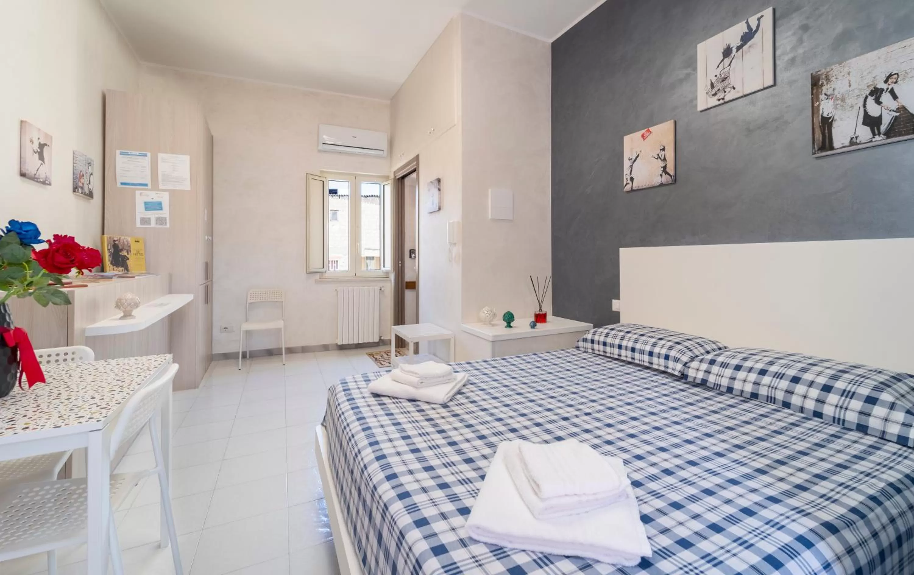 Photo of the whole room, Bed in B&B Eraclio