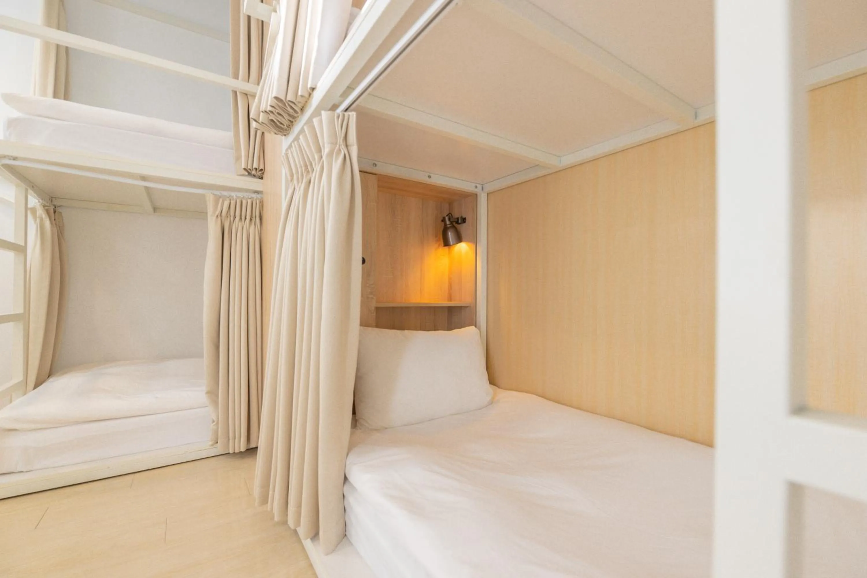 Bed in OwlStay Flip Flop Hostel - Garden