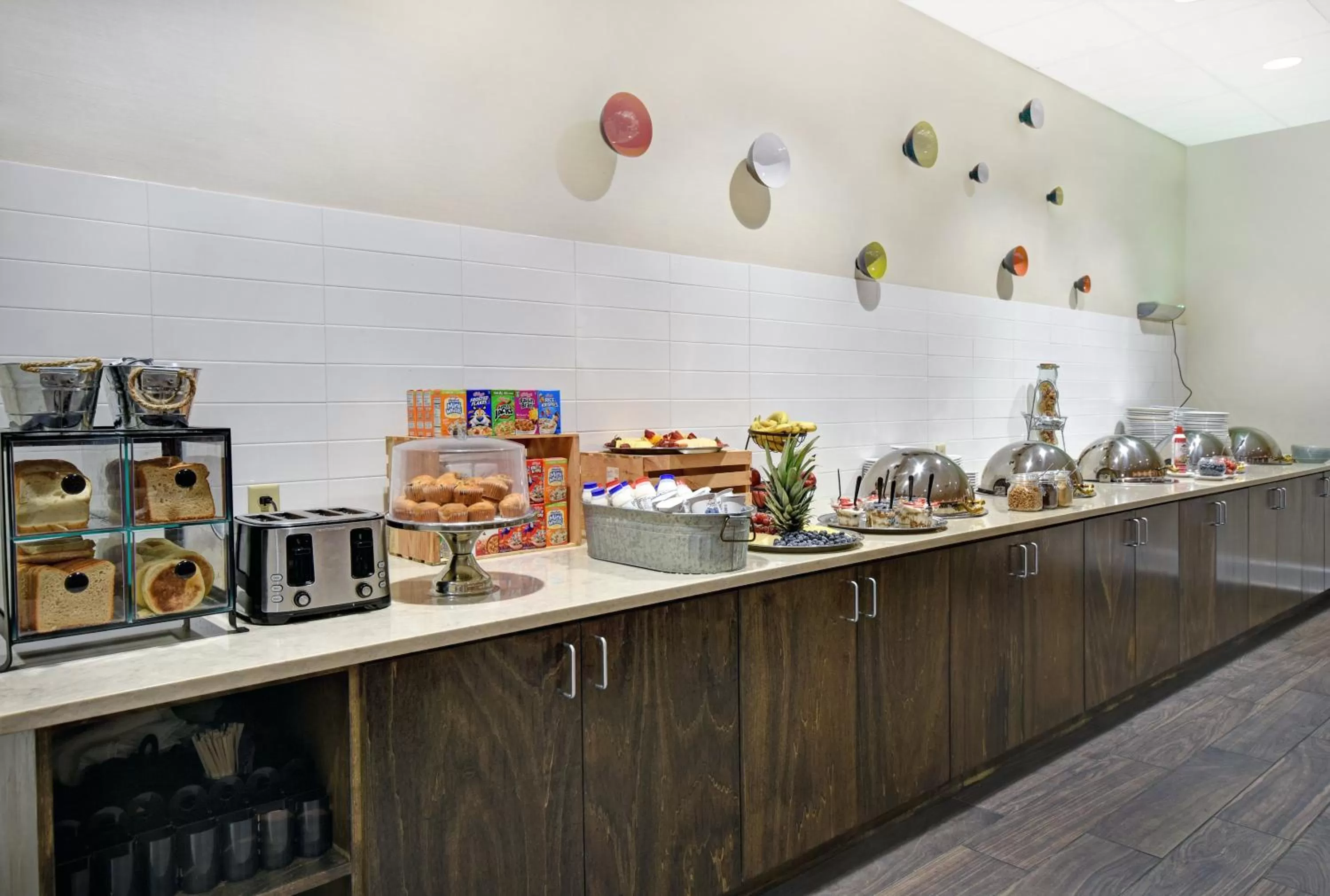 Breakfast in Holiday Inn - Memphis Downtown - Beale St. by IHG