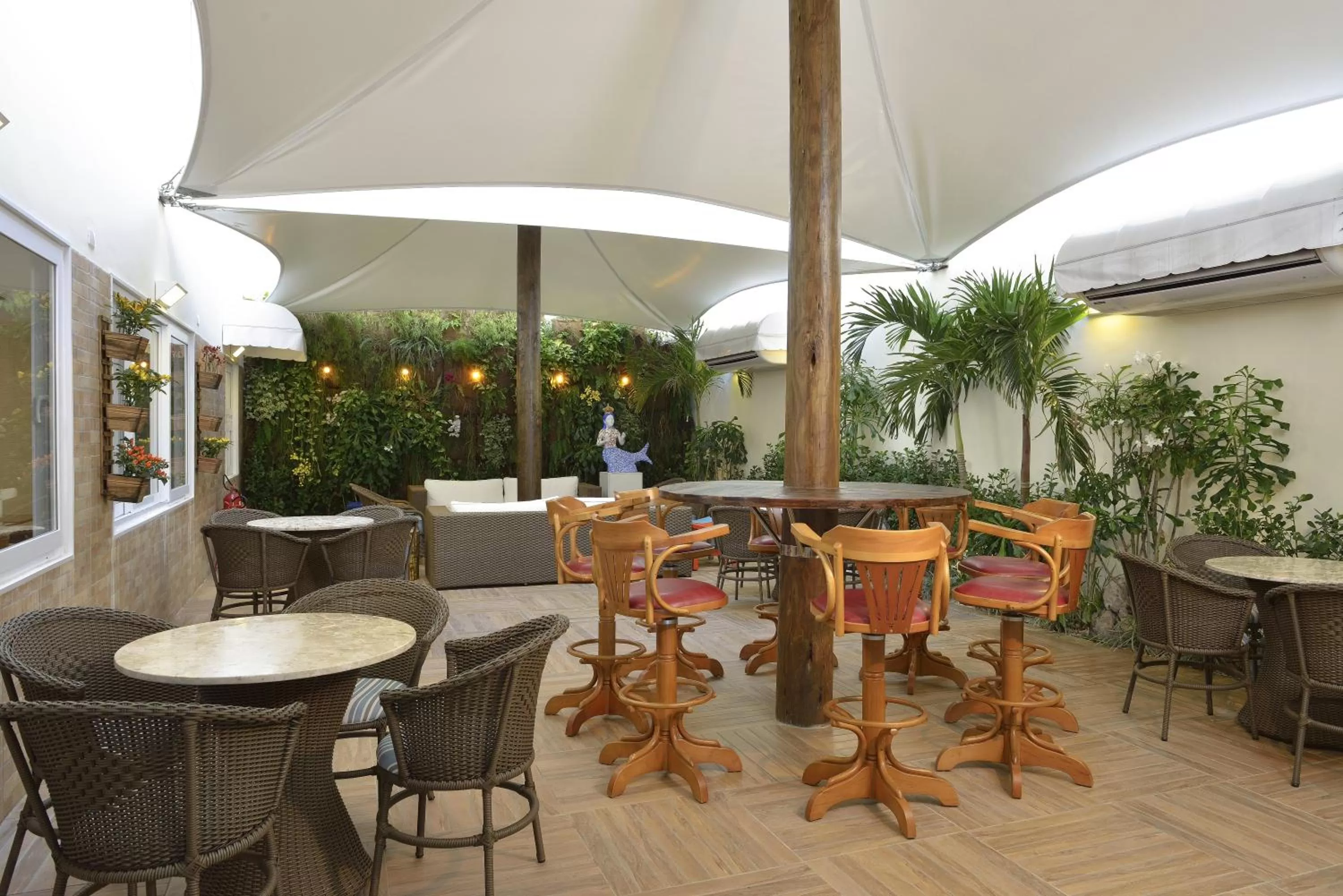 Patio in Rede Andrade Express