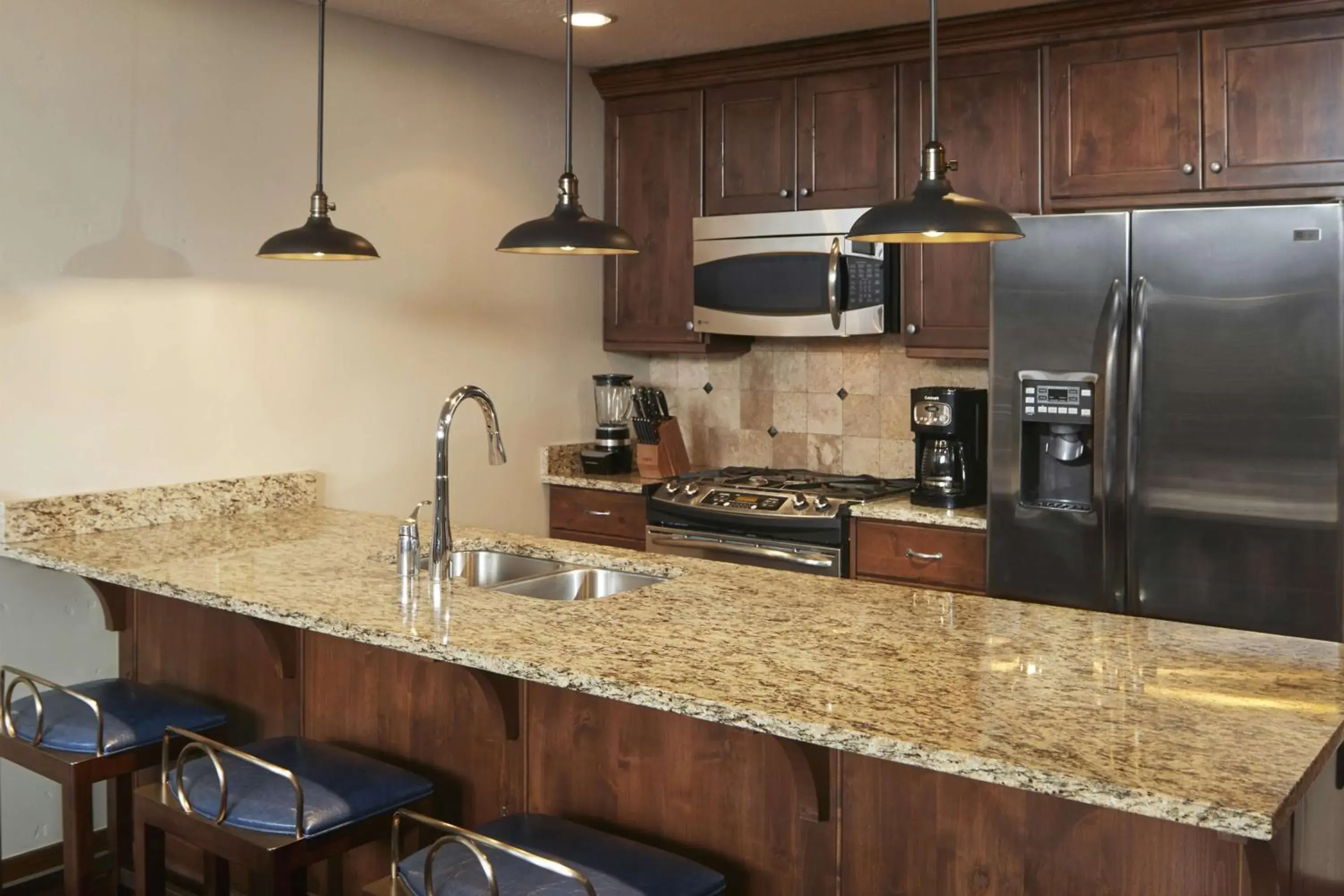 One-Bedroom King Premier Suite with Balcony in Hilton Grand Vacations Club Sunrise Lodge Park City One-Bedroom King Premier Suite with Balcony in Hilton Grand Vacations Club Sunrise Lodge Park City