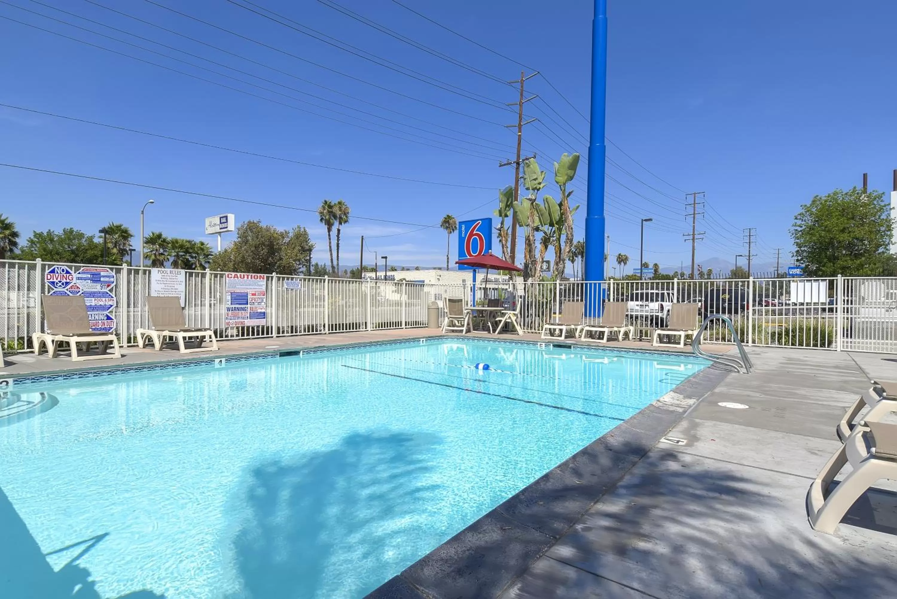 Swimming pool in Motel 6-San Bernardino, CA - South
