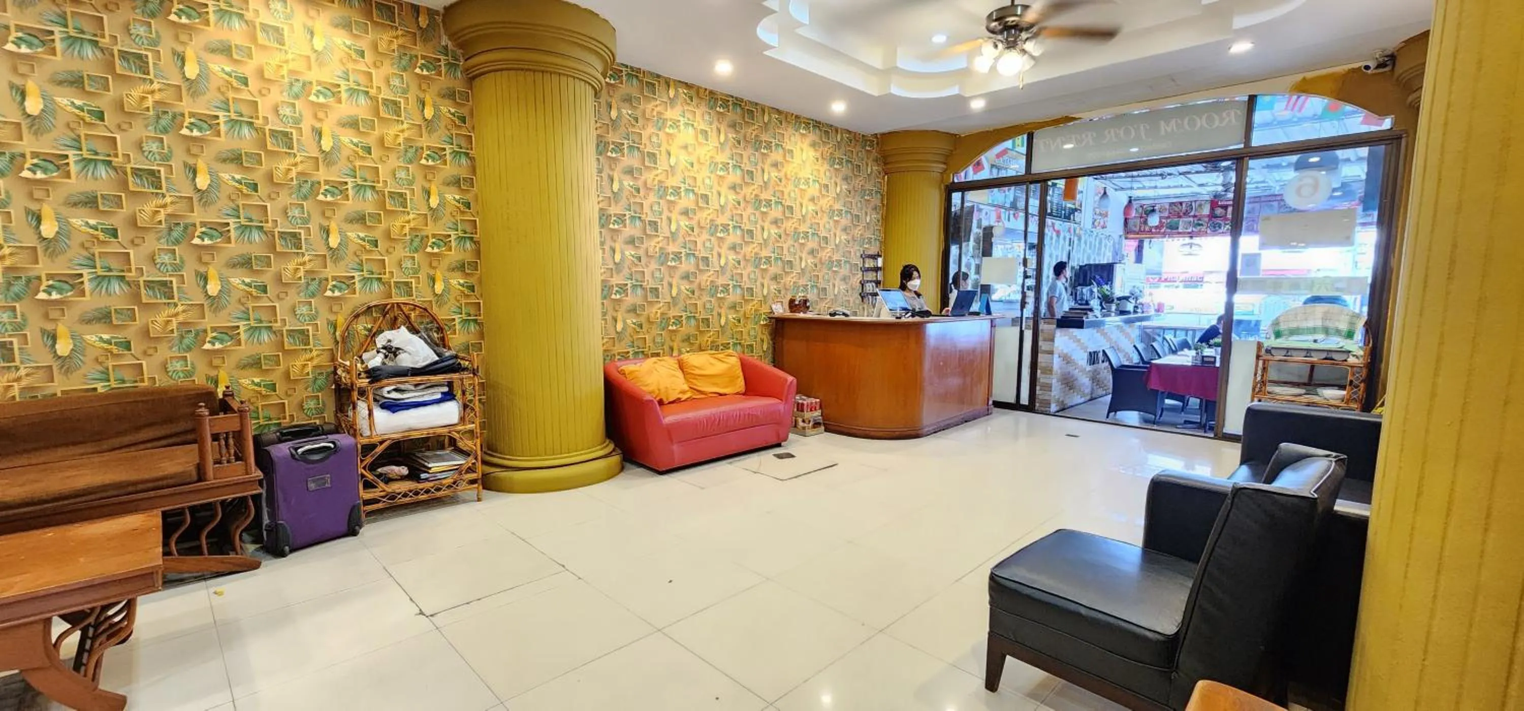 Lobby or reception in Royal Sweet Hotel