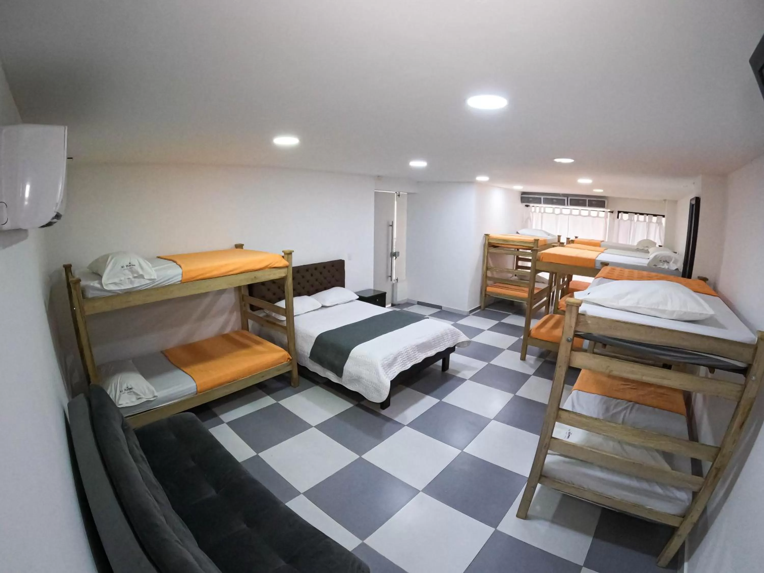 Property building, Bed in Hotel El Olimpo