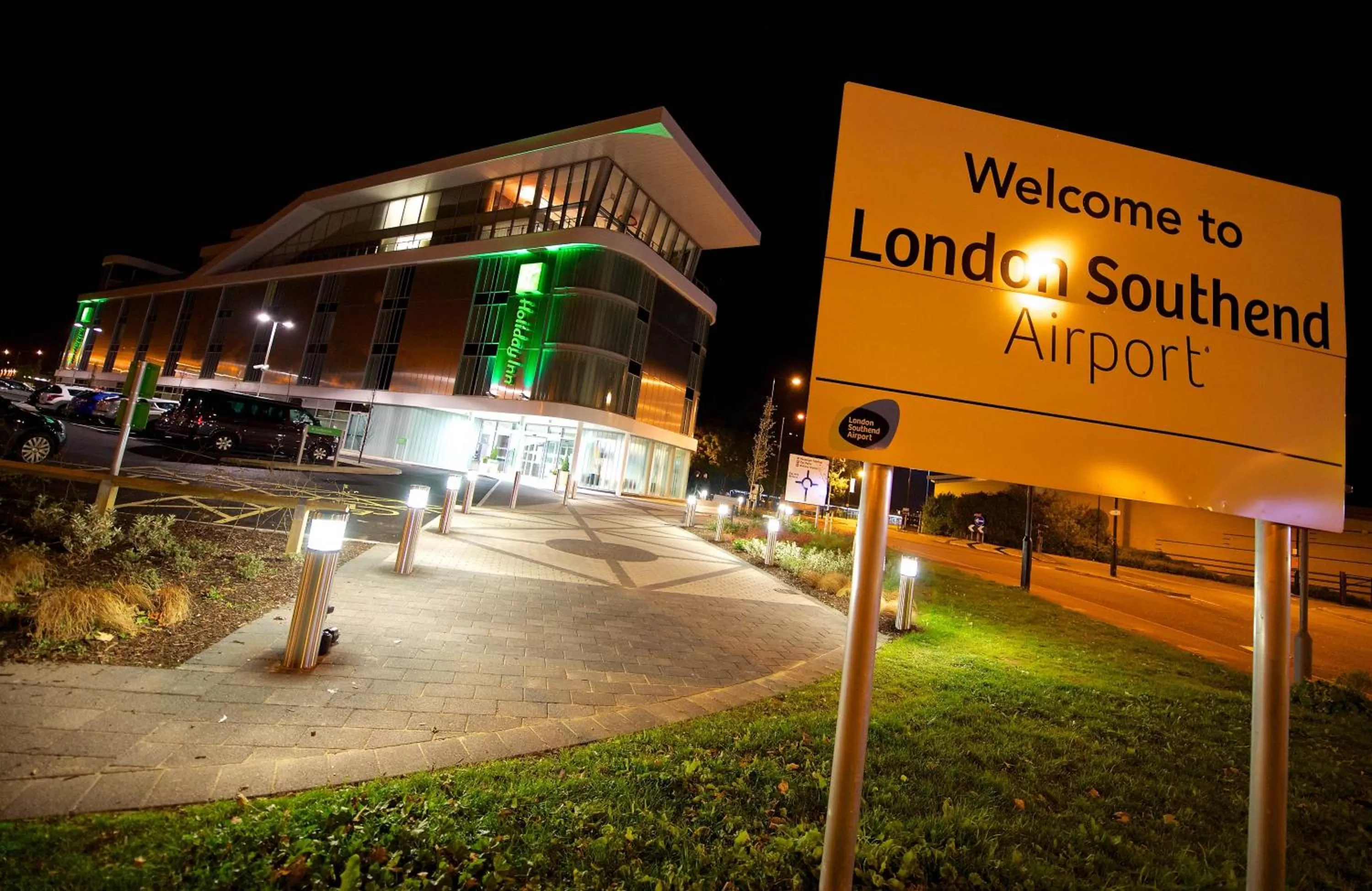 Property building in Holiday Inn Southend by IHG