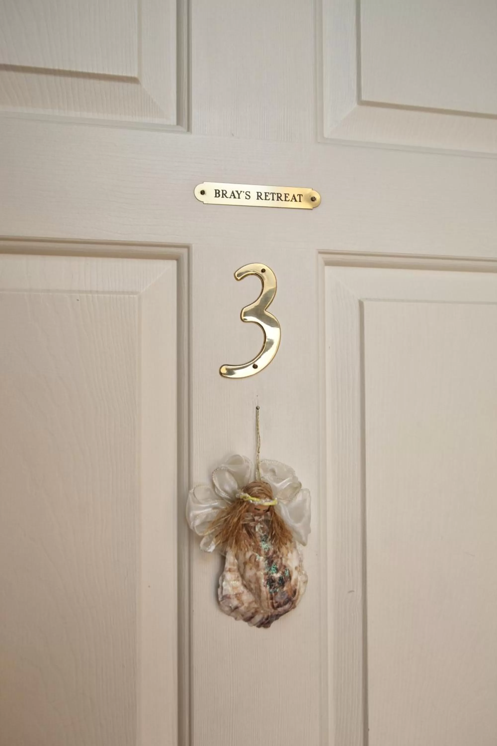 Decorative detail, Bathroom in Captain Farris House