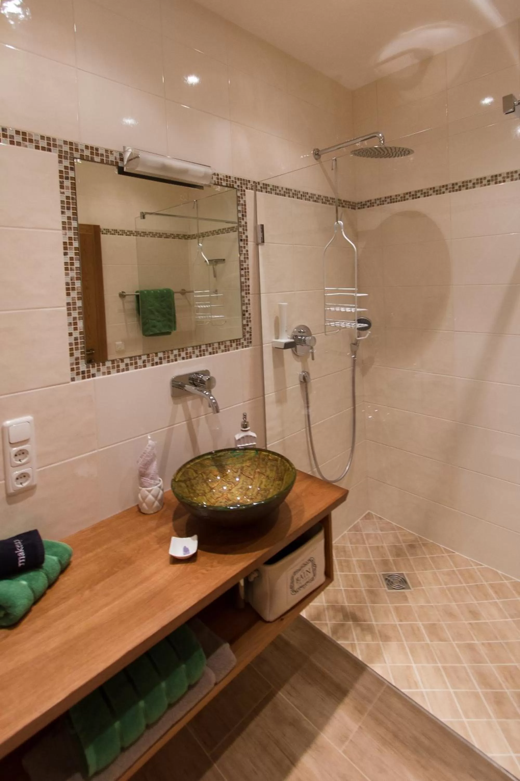 Photo of the whole room in Hotel Alpenblick