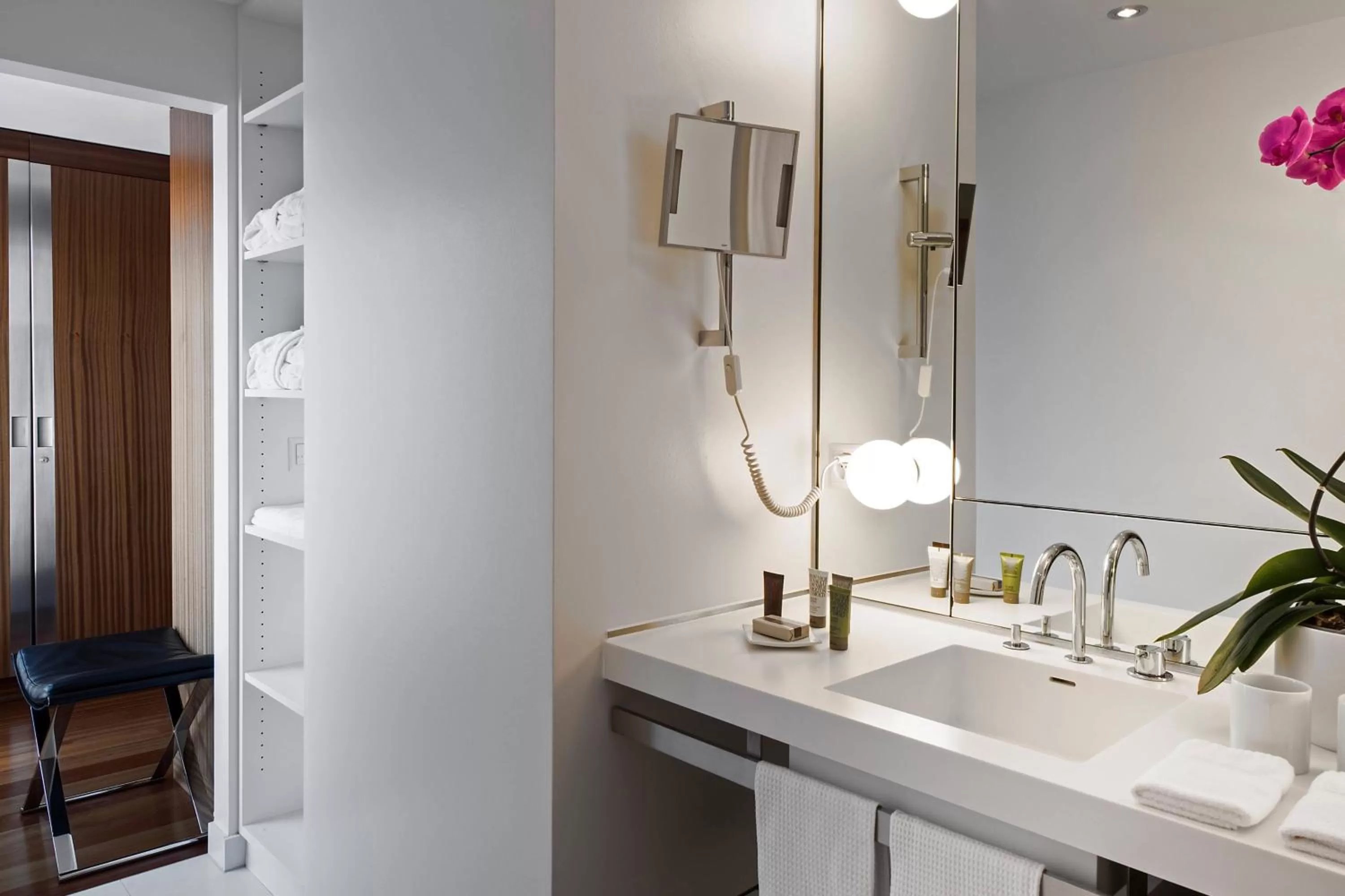 Bathroom in The Hotel Lucerne, Autograph Collection