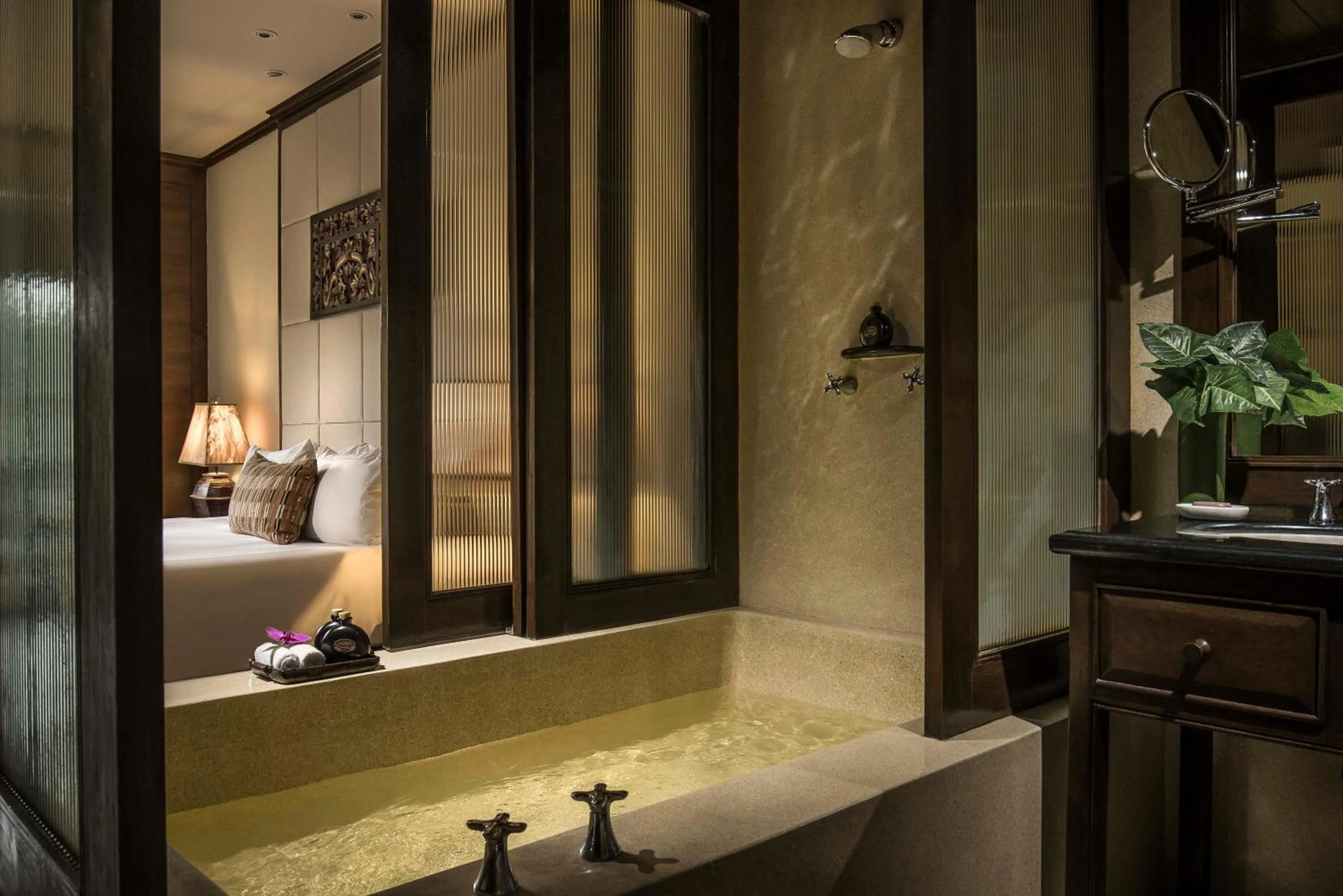 Shower in Anantara Golden Triangle Elephant Camp & Resort