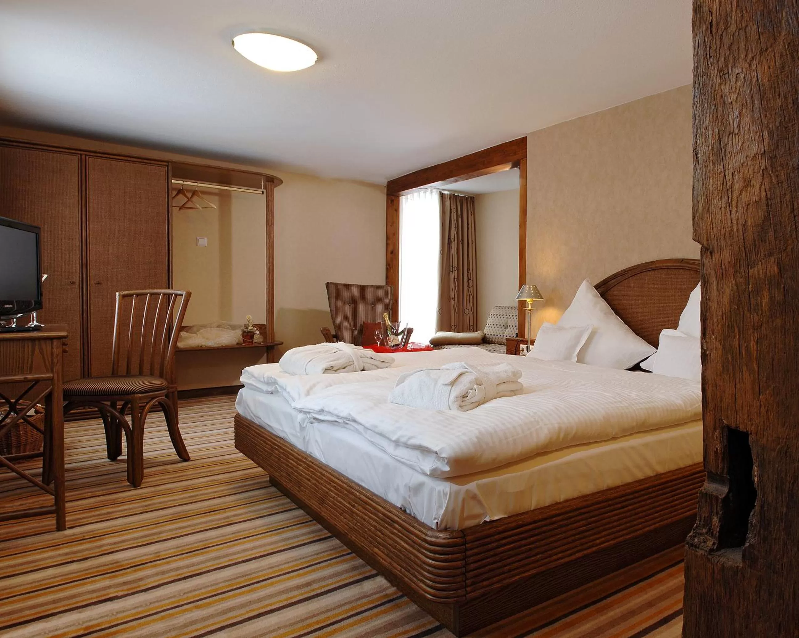 Photo of the whole room, Bed in Gästehaus Dorf-Alm