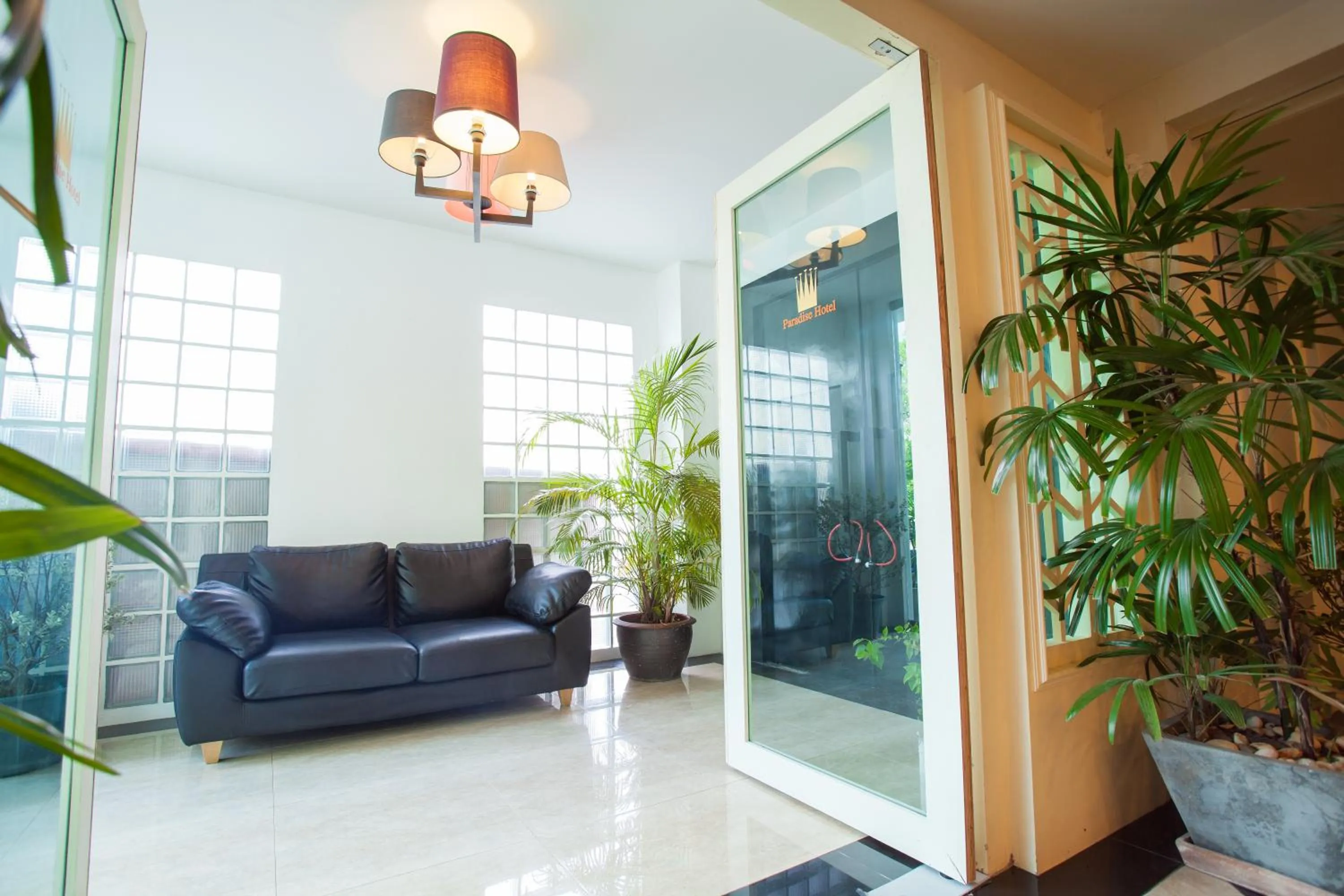 Lobby or reception in Paradise Hotel Udonthani