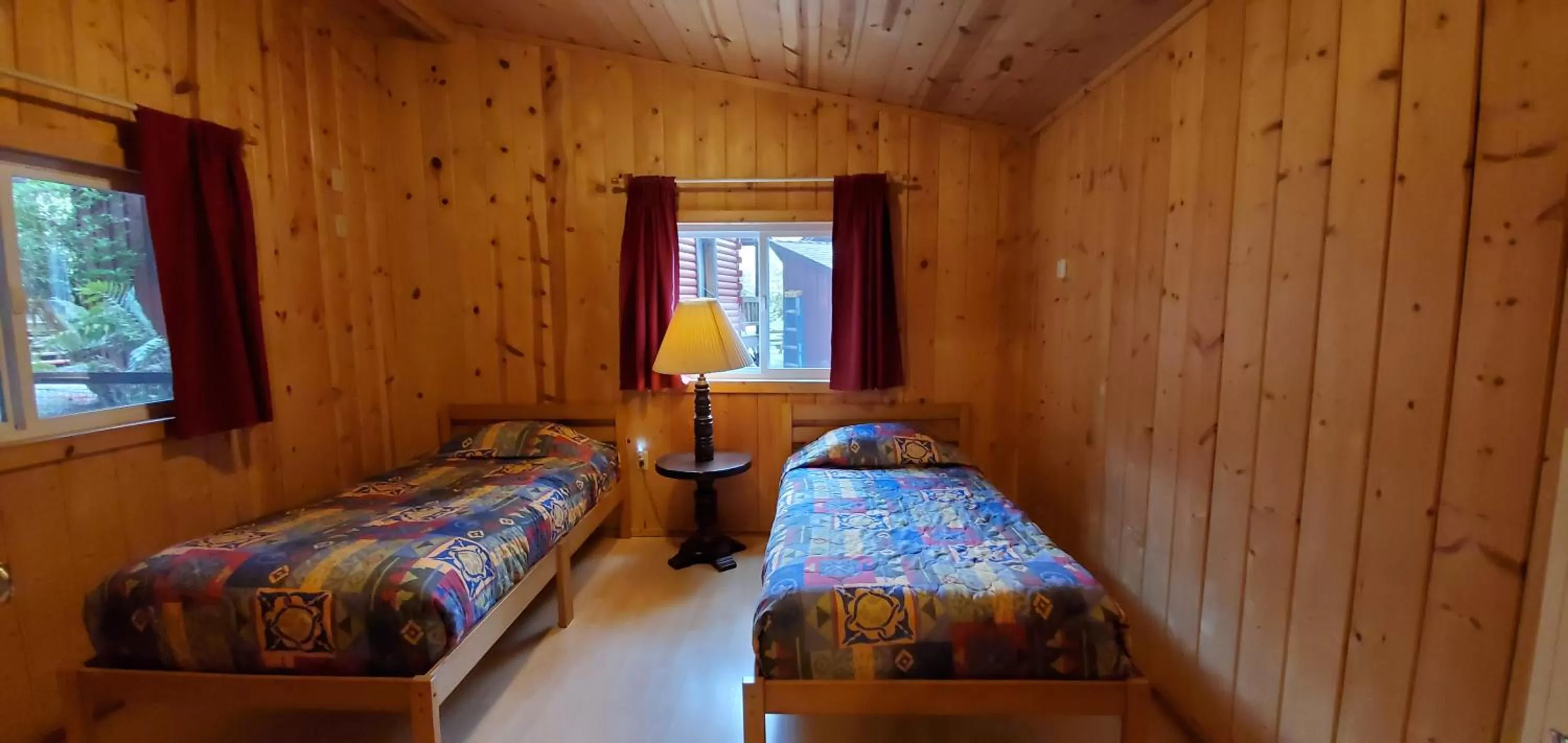 Bedroom, Bed in Fern River Resort