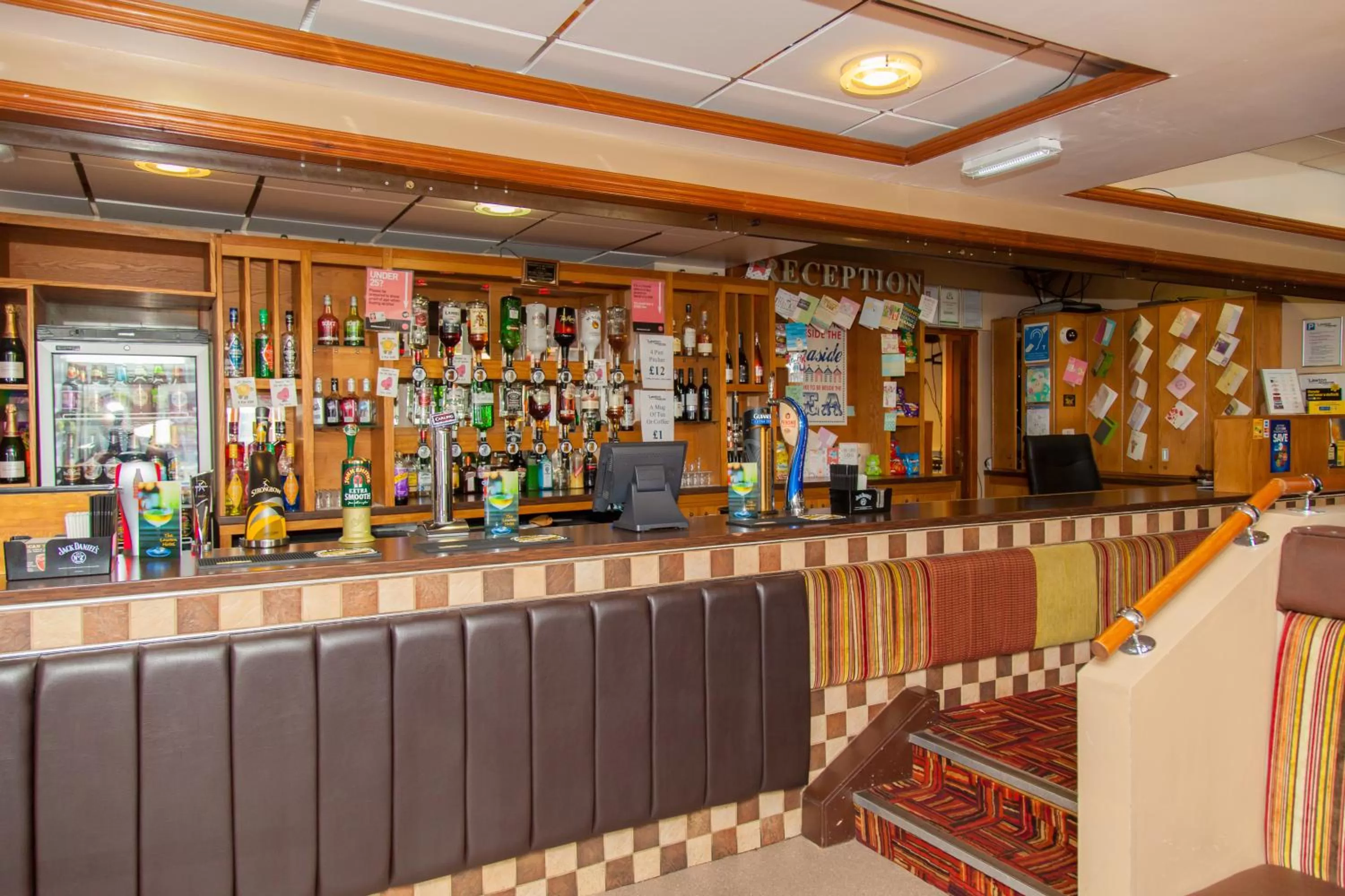 Lounge or bar in The Lawton