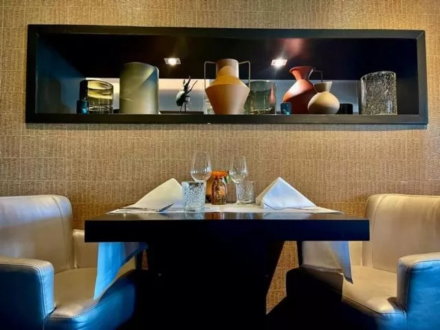 Restaurant/places to eat in Van der Valk Hotel Groningen Zuidbroek