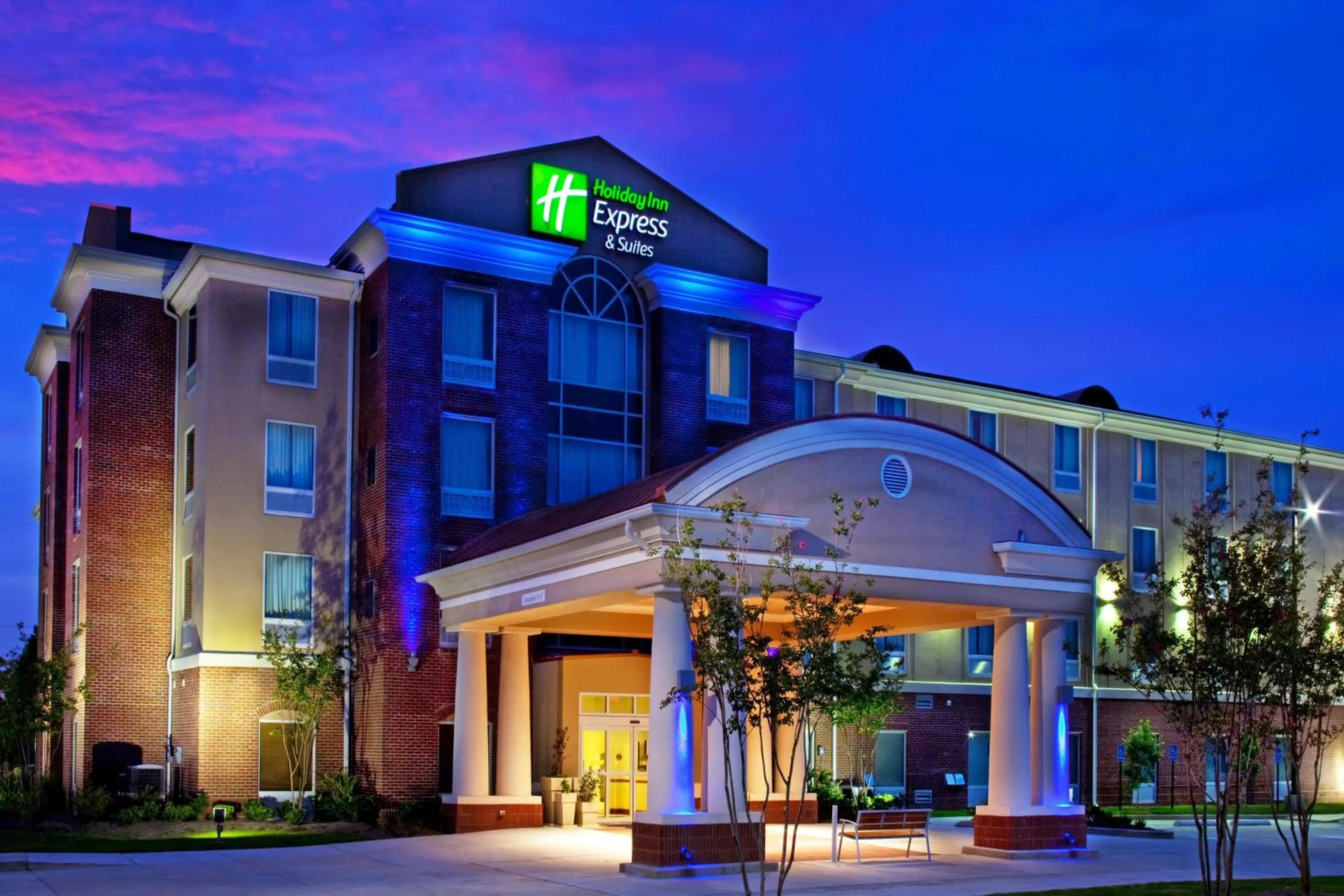 Property building in Holiday Inn Express & Suites Baton Rouge East by IHG