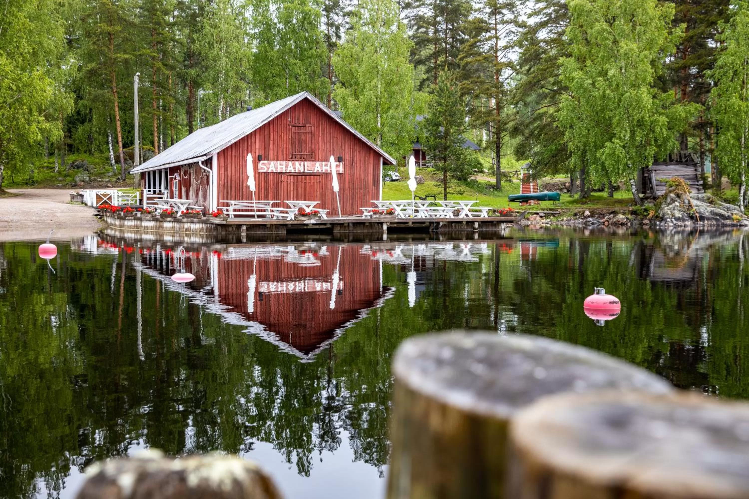 Restaurant/places to eat in Sahanlahti Resort