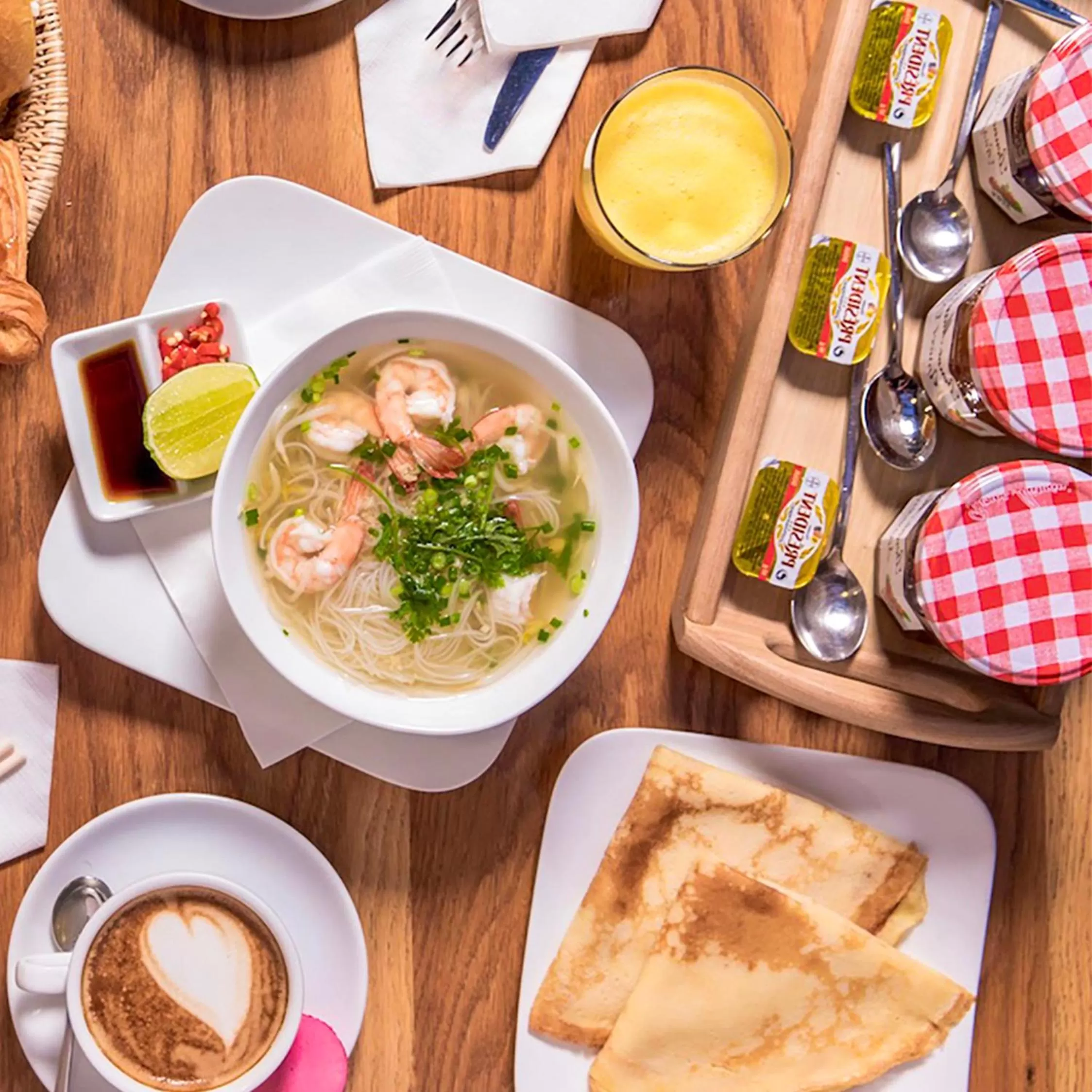 Breakfast in White Mansion 白色公馆