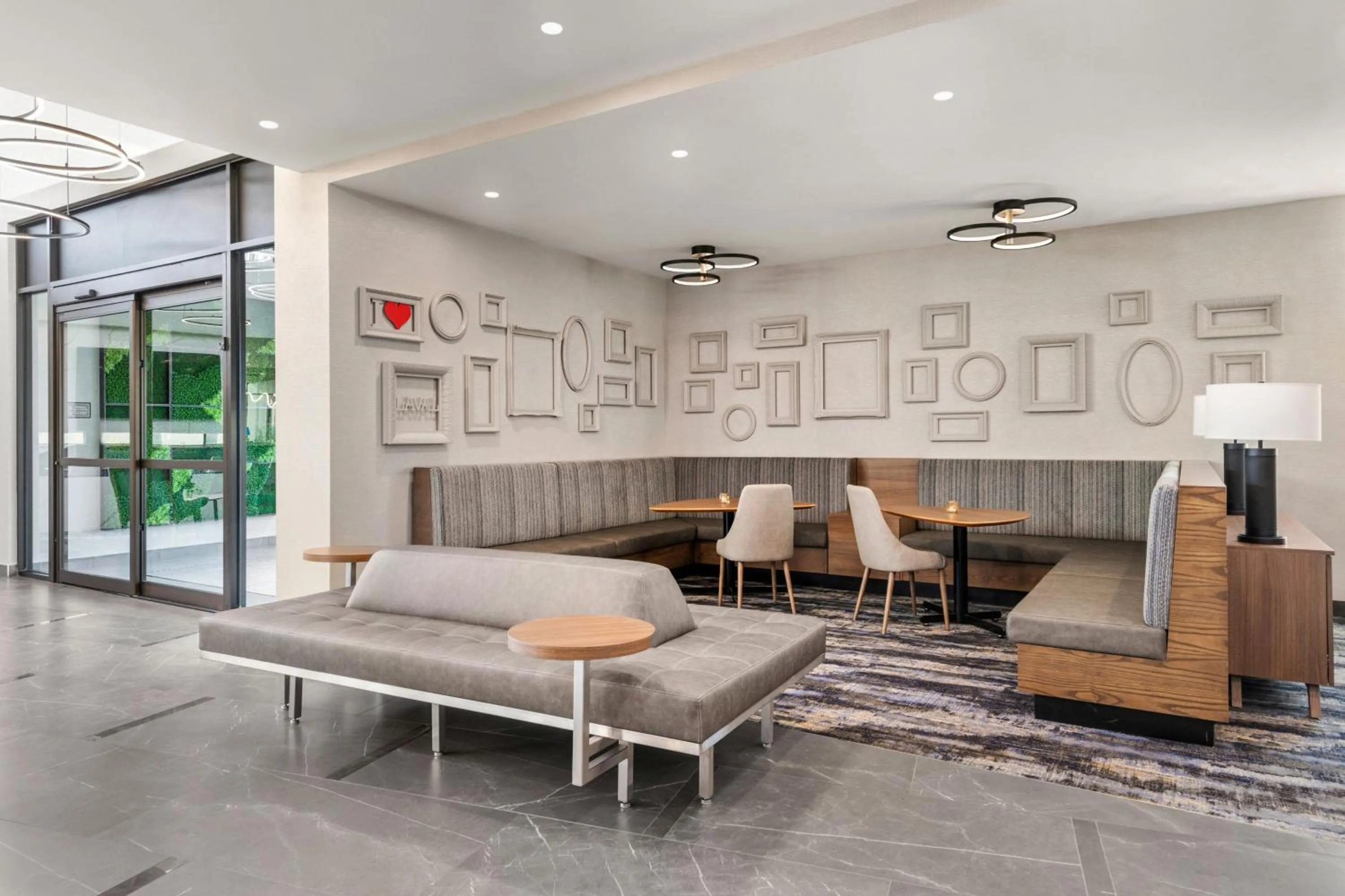 Lobby or reception in Residence Inn by Marriott Laval