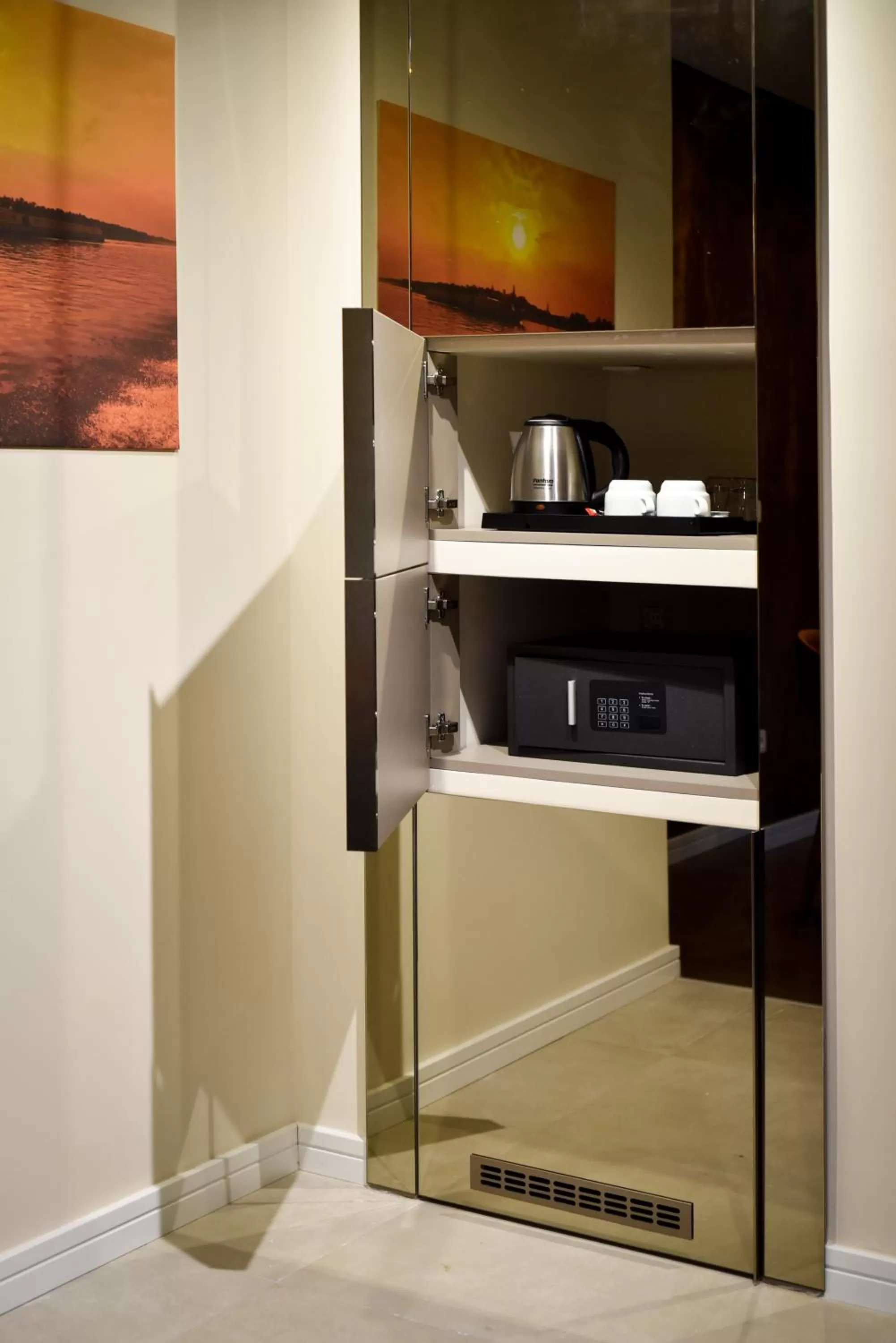 Coffee/tea facilities in Hotel LoRa