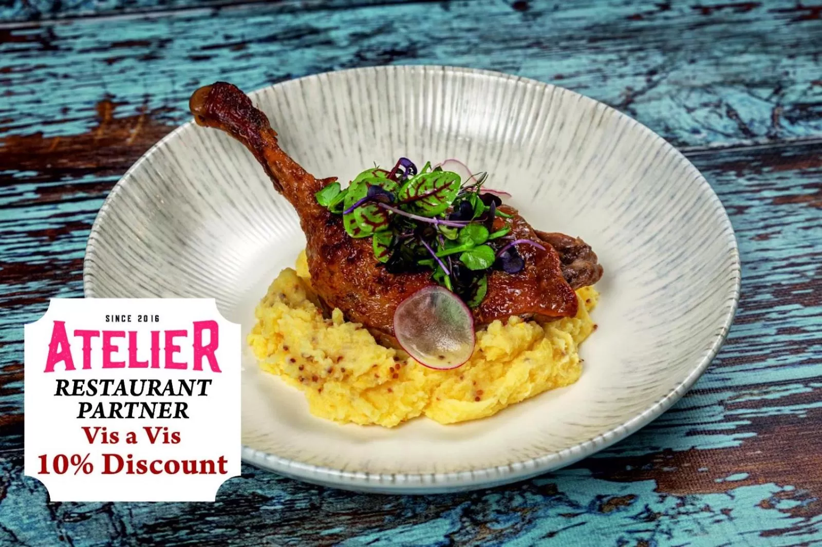 Restaurant/places to eat in La Strada Boutique Villa