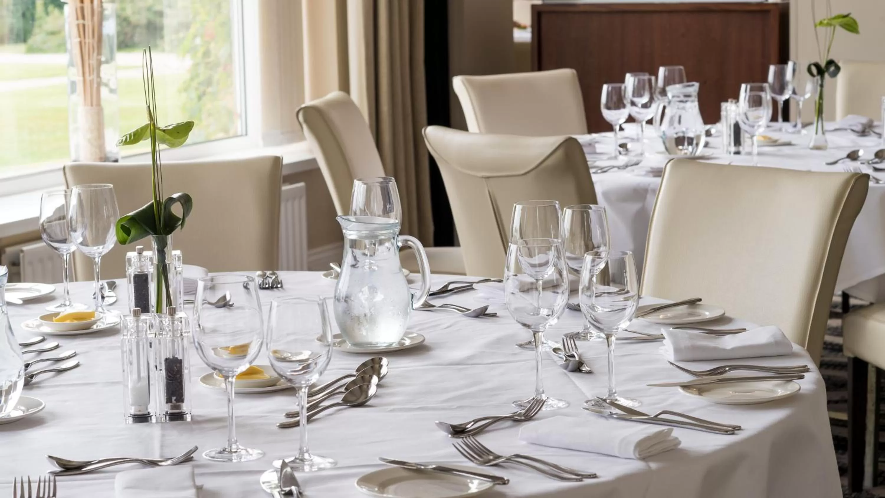 Restaurant/places to eat in The Carlyon Bay Hotel and Spa