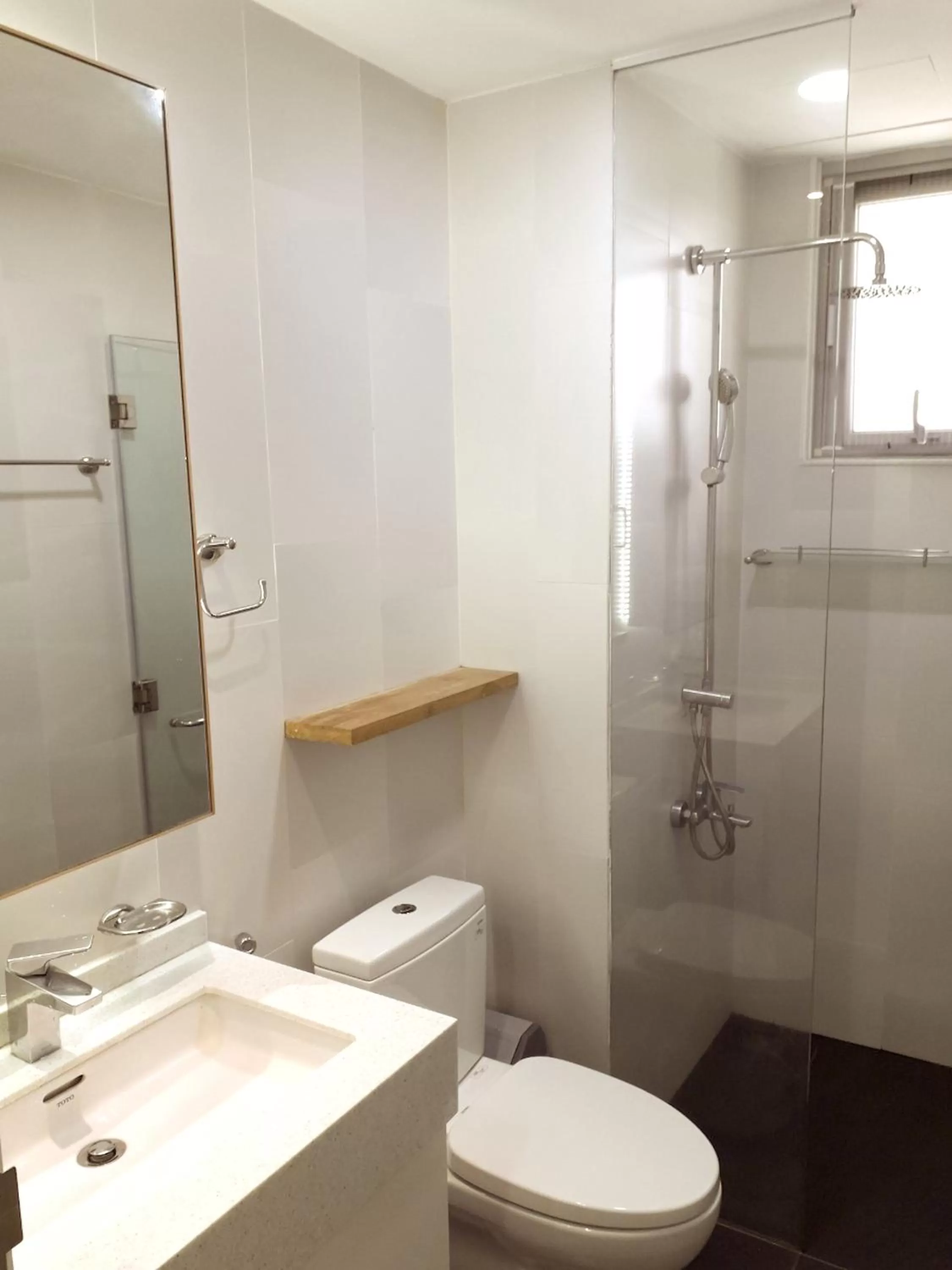 Bathroom in Scenic Valley Suite