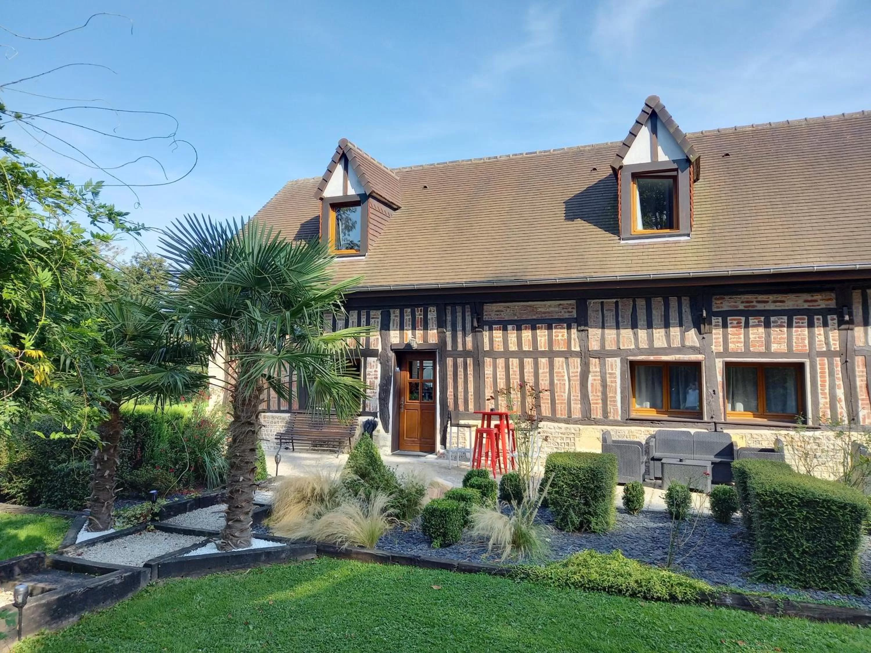 Property building in chambres et gites d'étretat