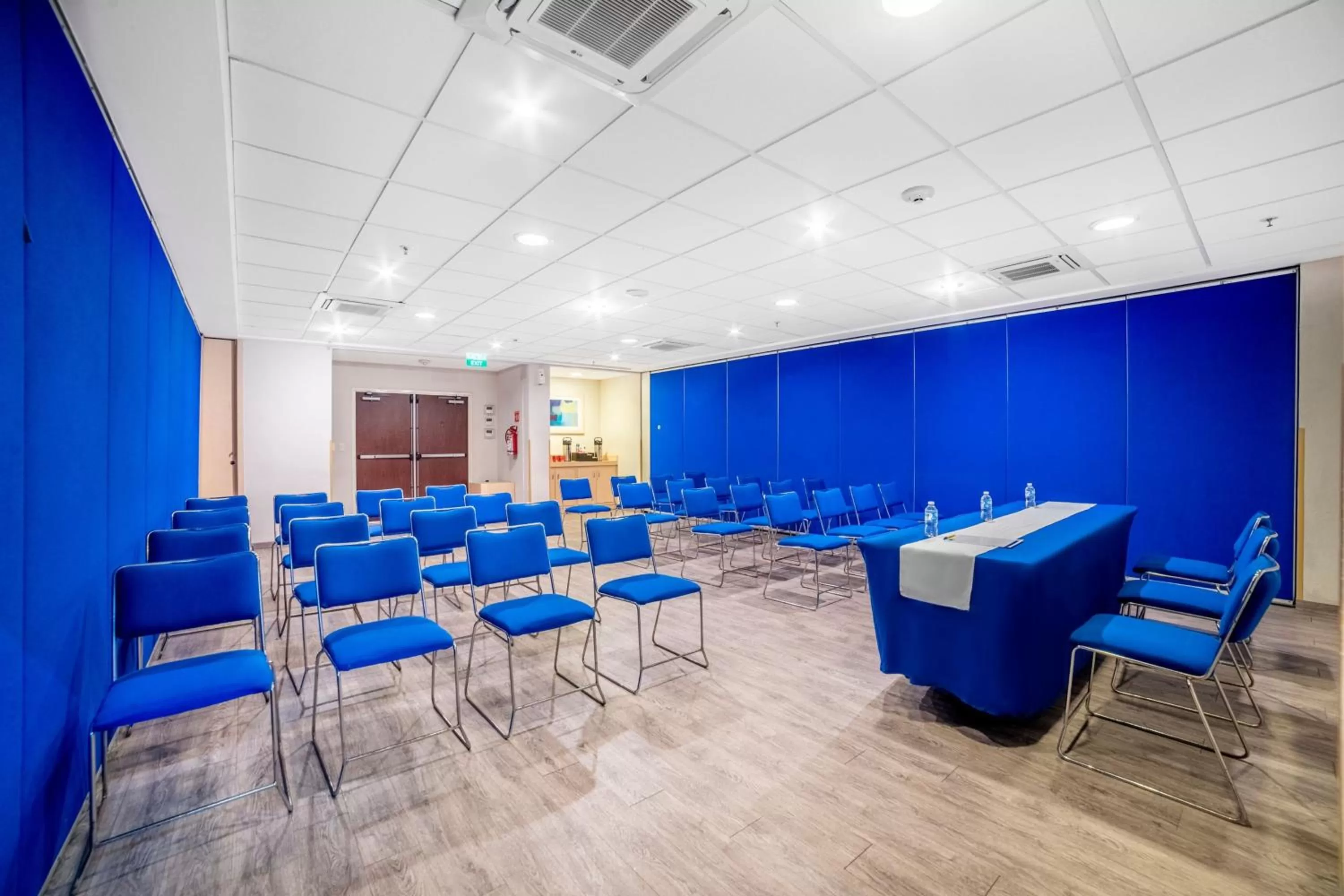 Meeting/conference room in City Express by Marriott Ciudad del Carmen
