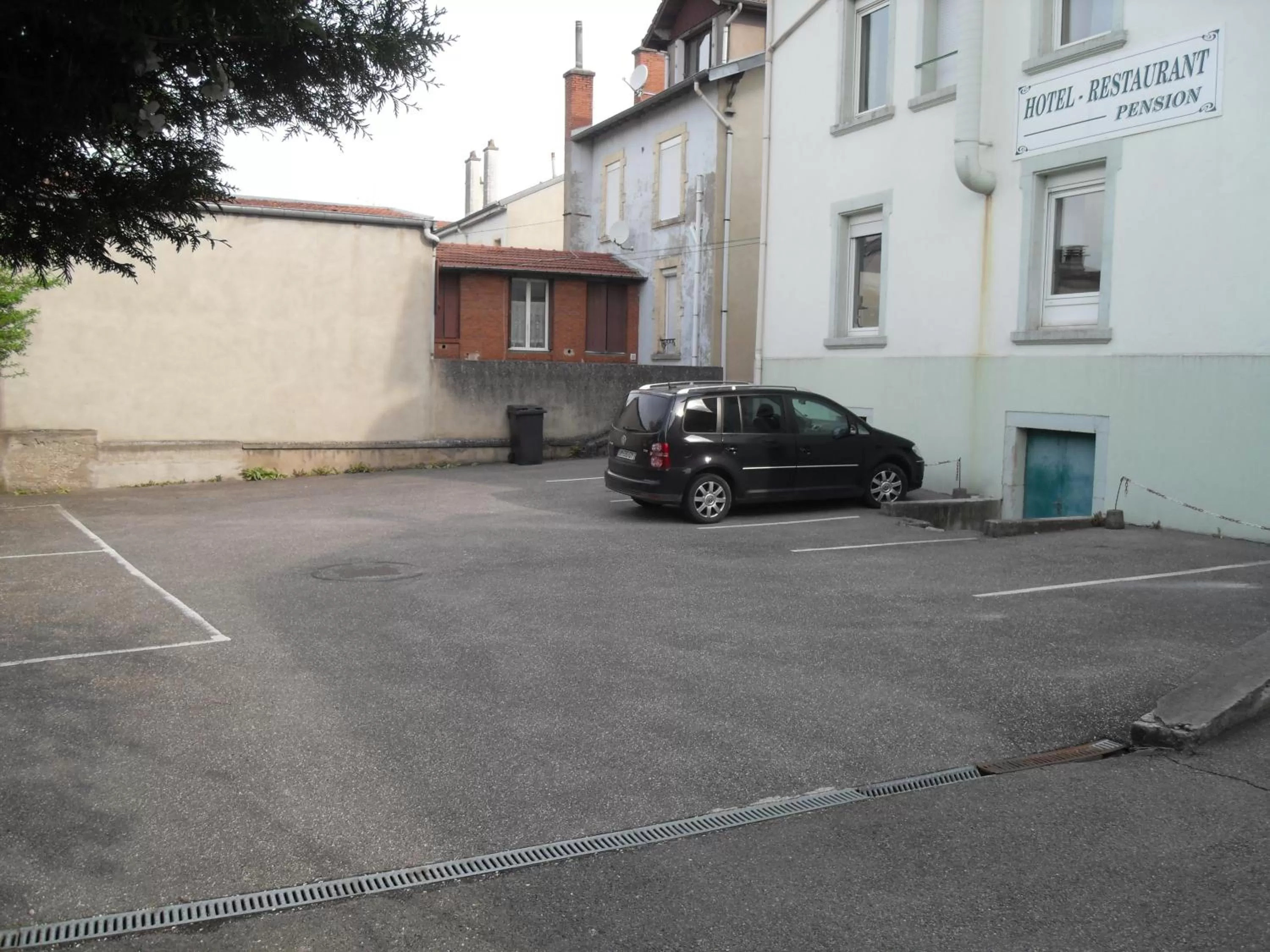 Other in L Etoile d'Argent