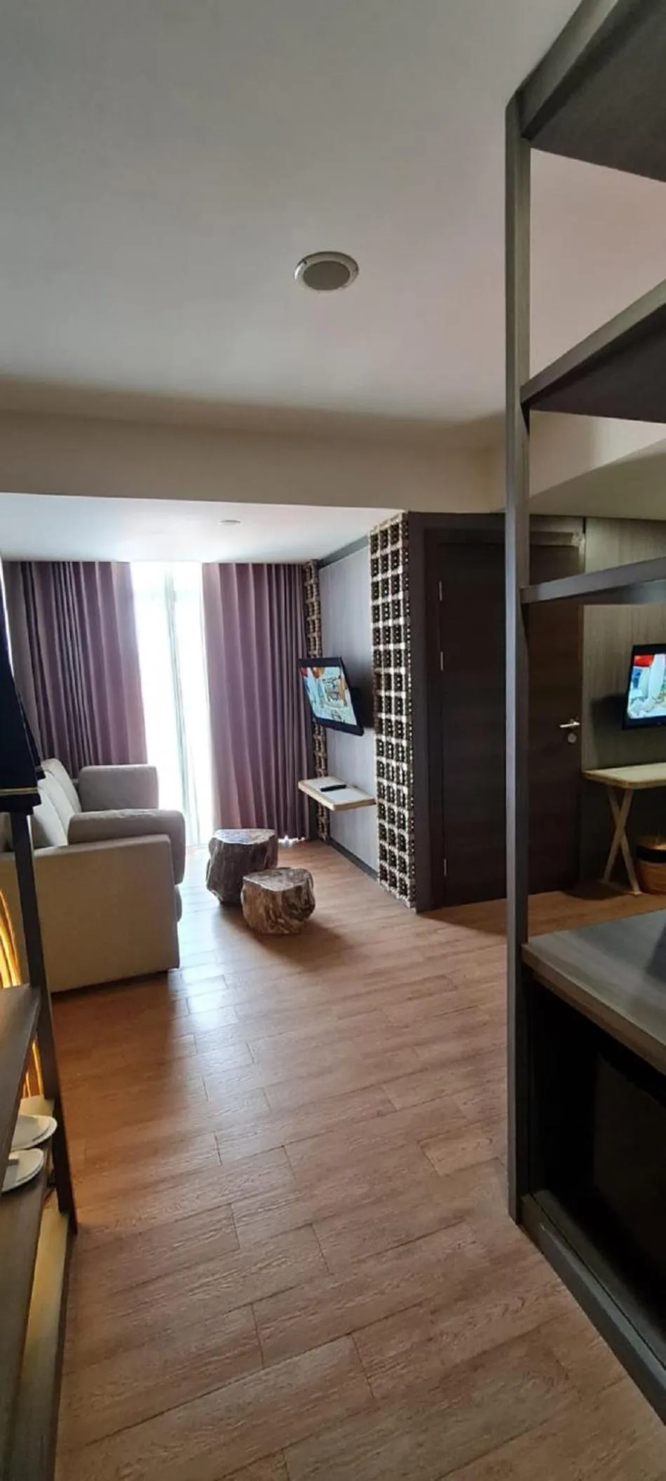 Bedroom, Bed in Bedrock Hotel Kuta