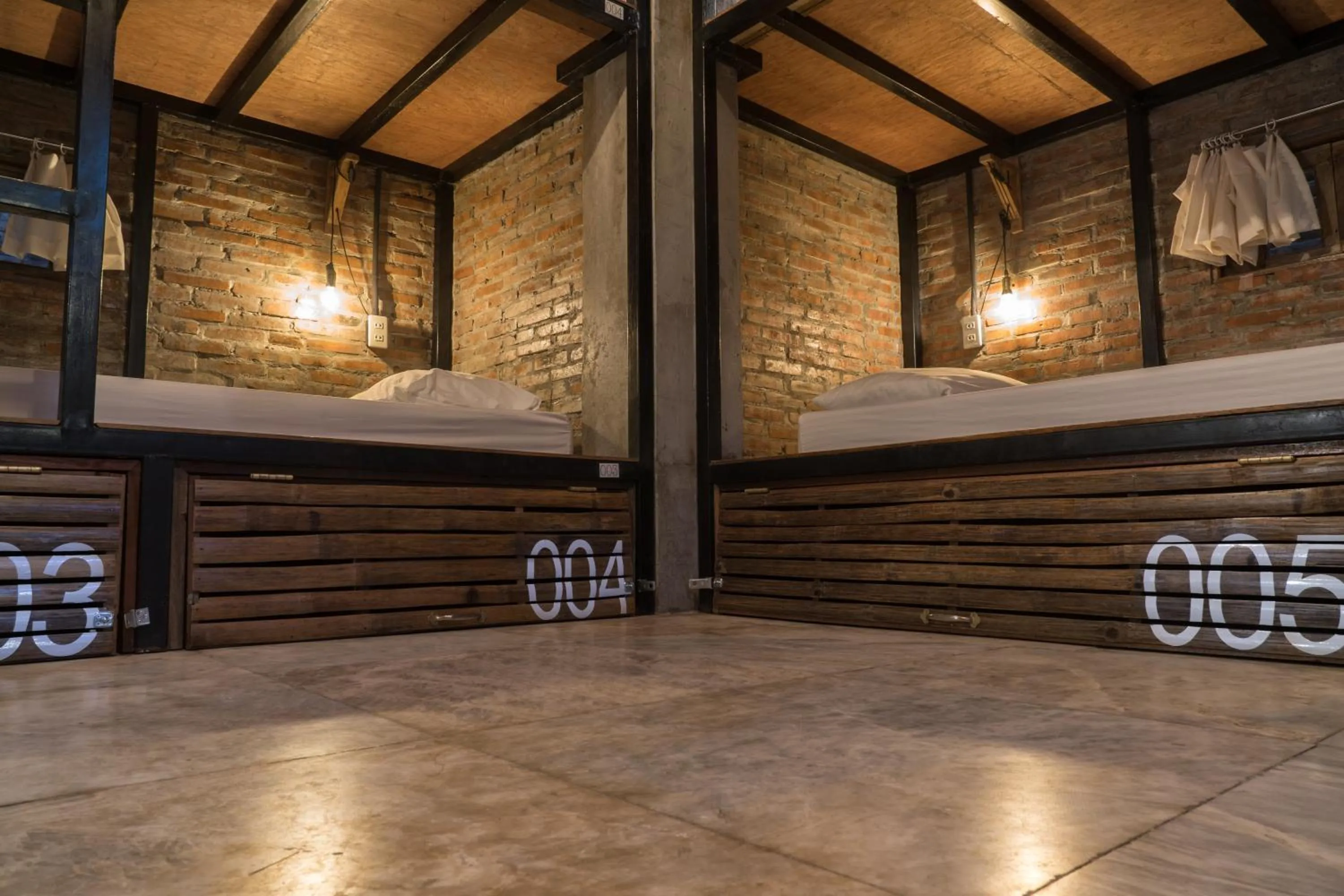 Bed in The Flying Fish Hostel