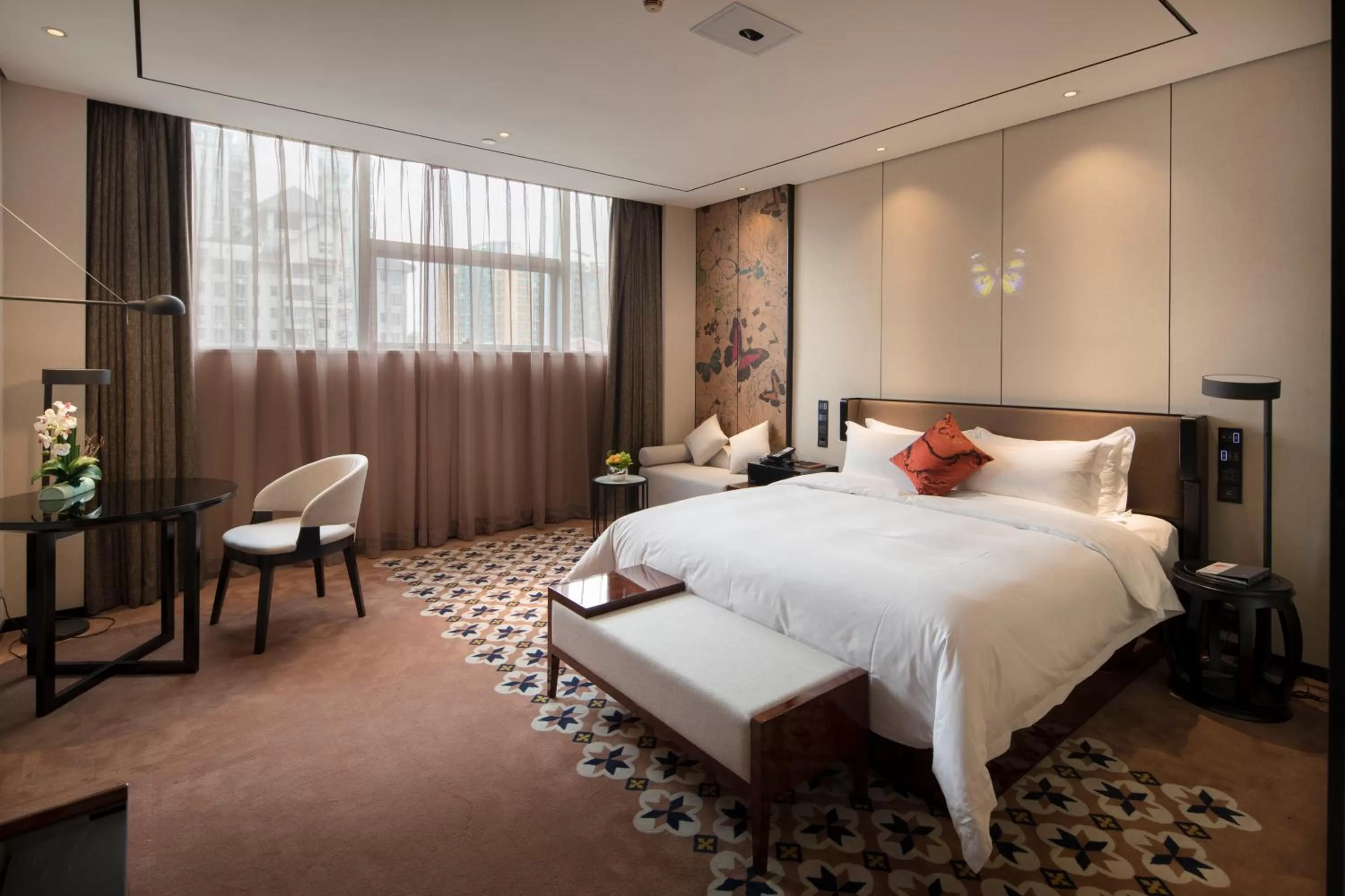 Lounge or bar, Bed in Paco Hotel Dongpu Guanghzou -Free Shuttle Bus for Canton Fair