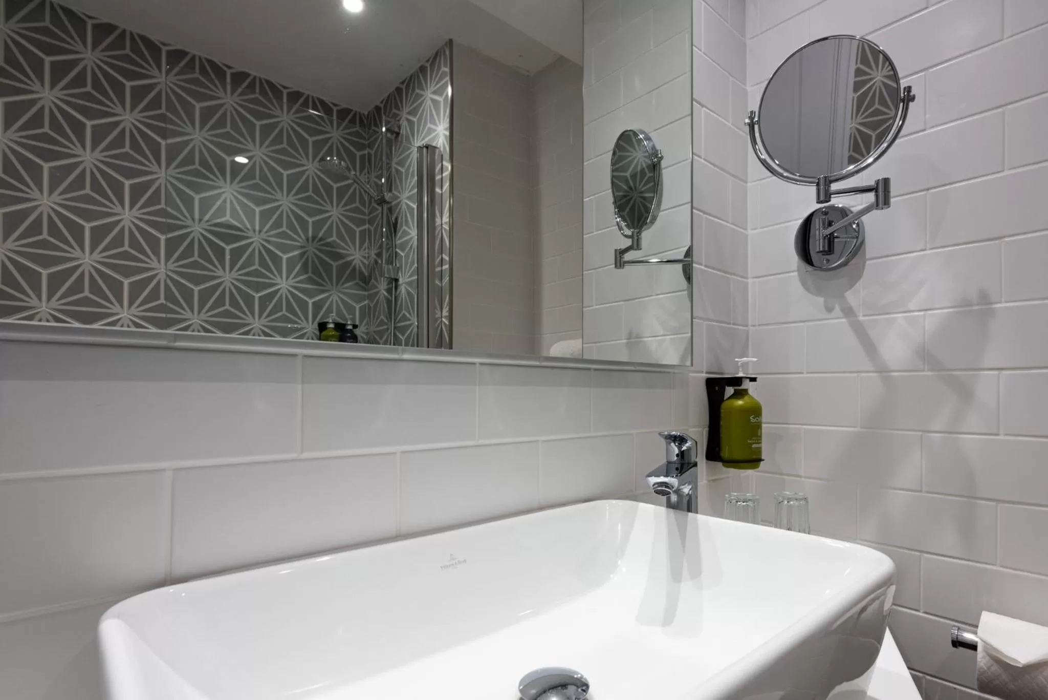 Bathroom in Holiday Inn - Manchester - Oldham by IHG