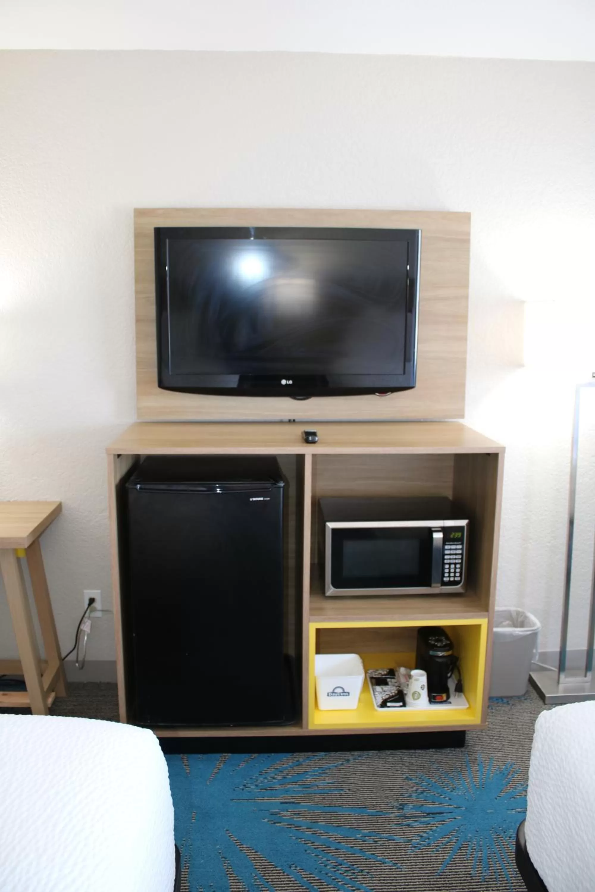 TV and multimedia, Bed in Days Inn by Wyndham Waco University Area