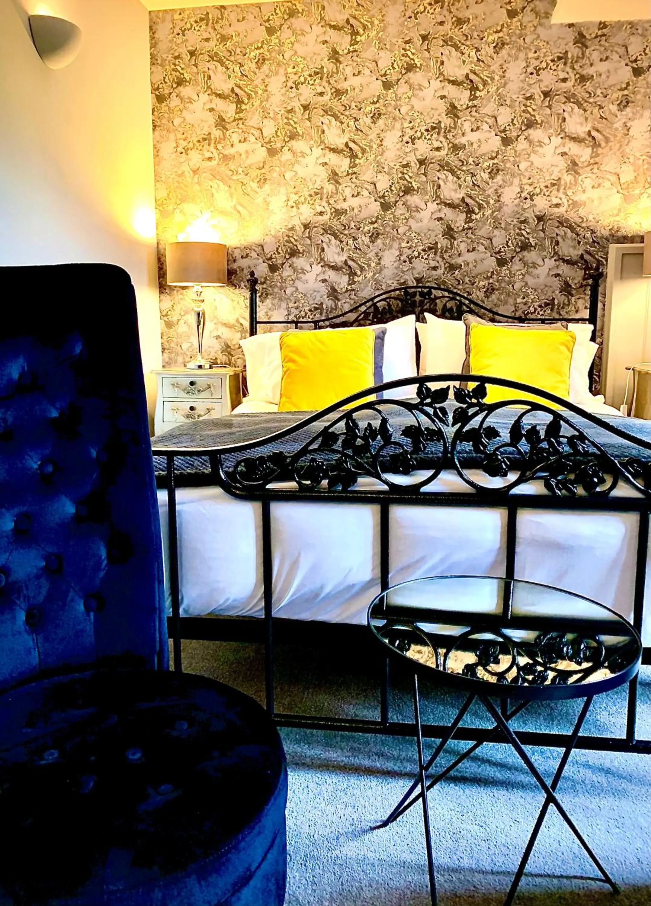 Bed in The Capon Tree Town House