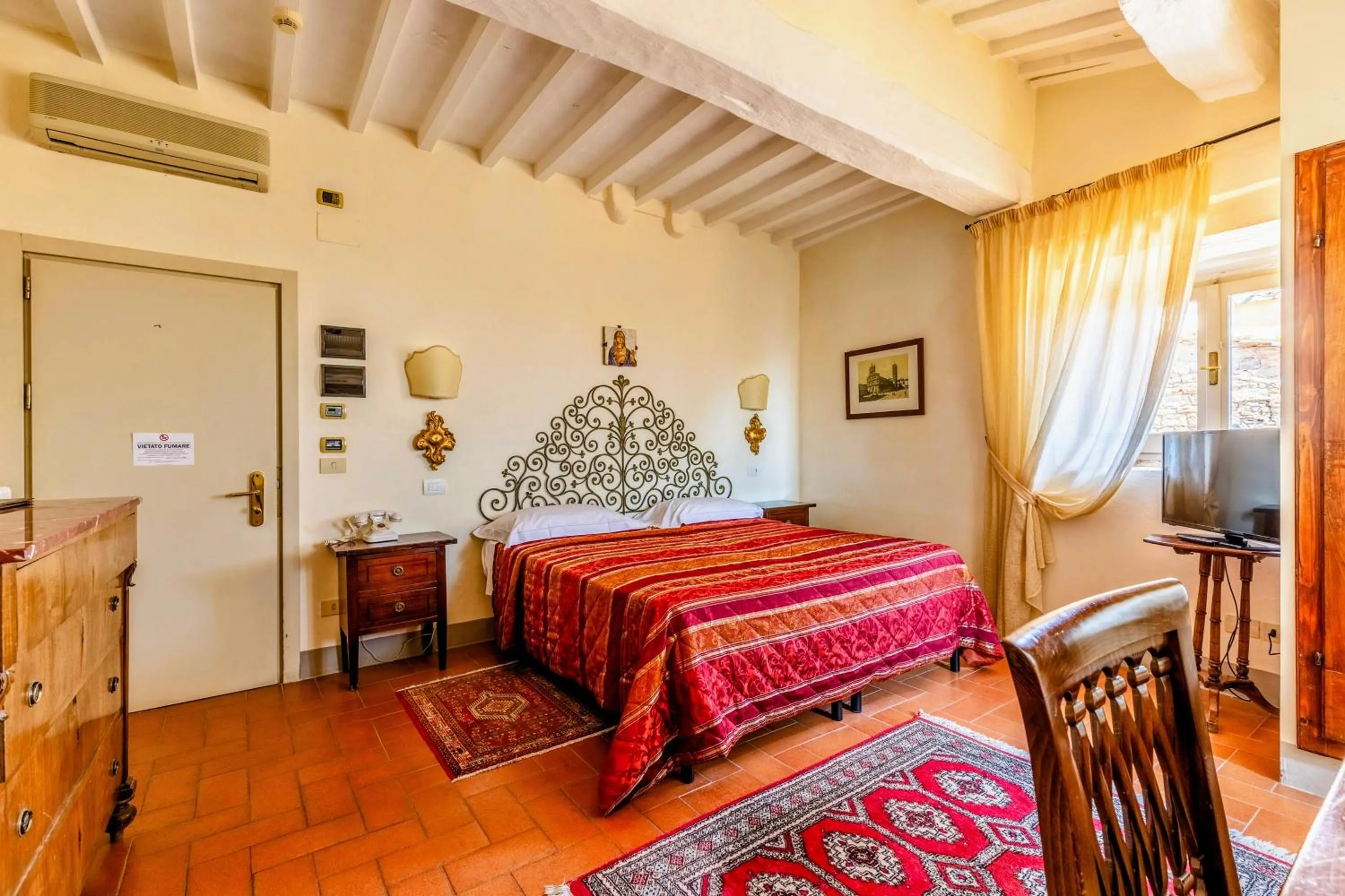 Bedroom, Bed in Hotel San Michele