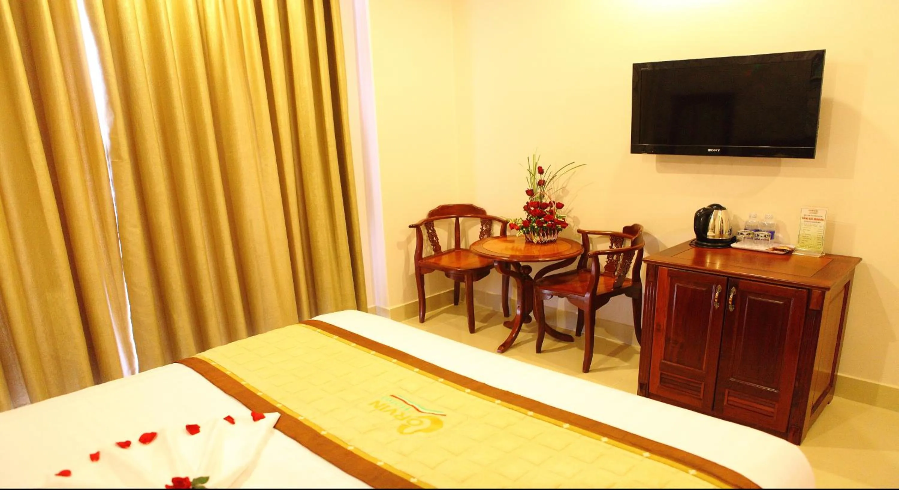 Superior Double Room in Corvin Hotel