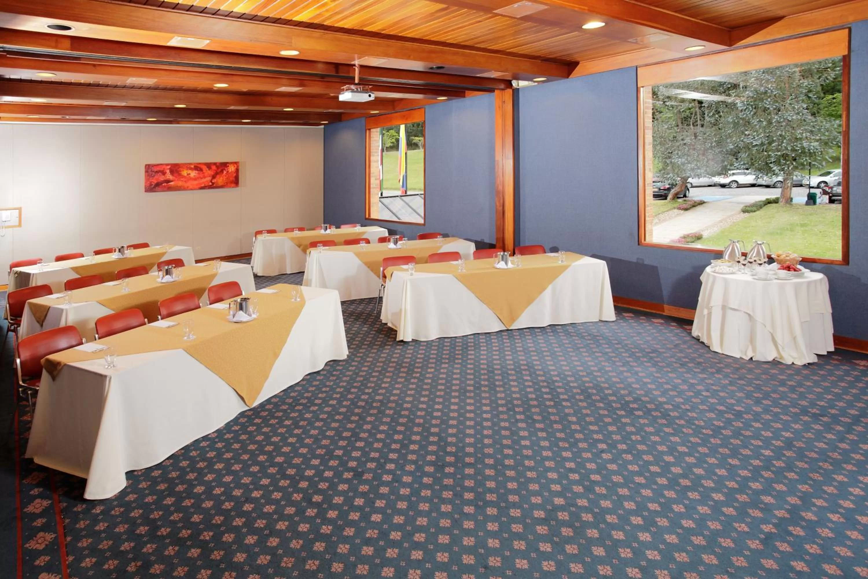 Meeting/conference room in Estelar Paipa Hotel Spa & Y Centro De Convenciones
