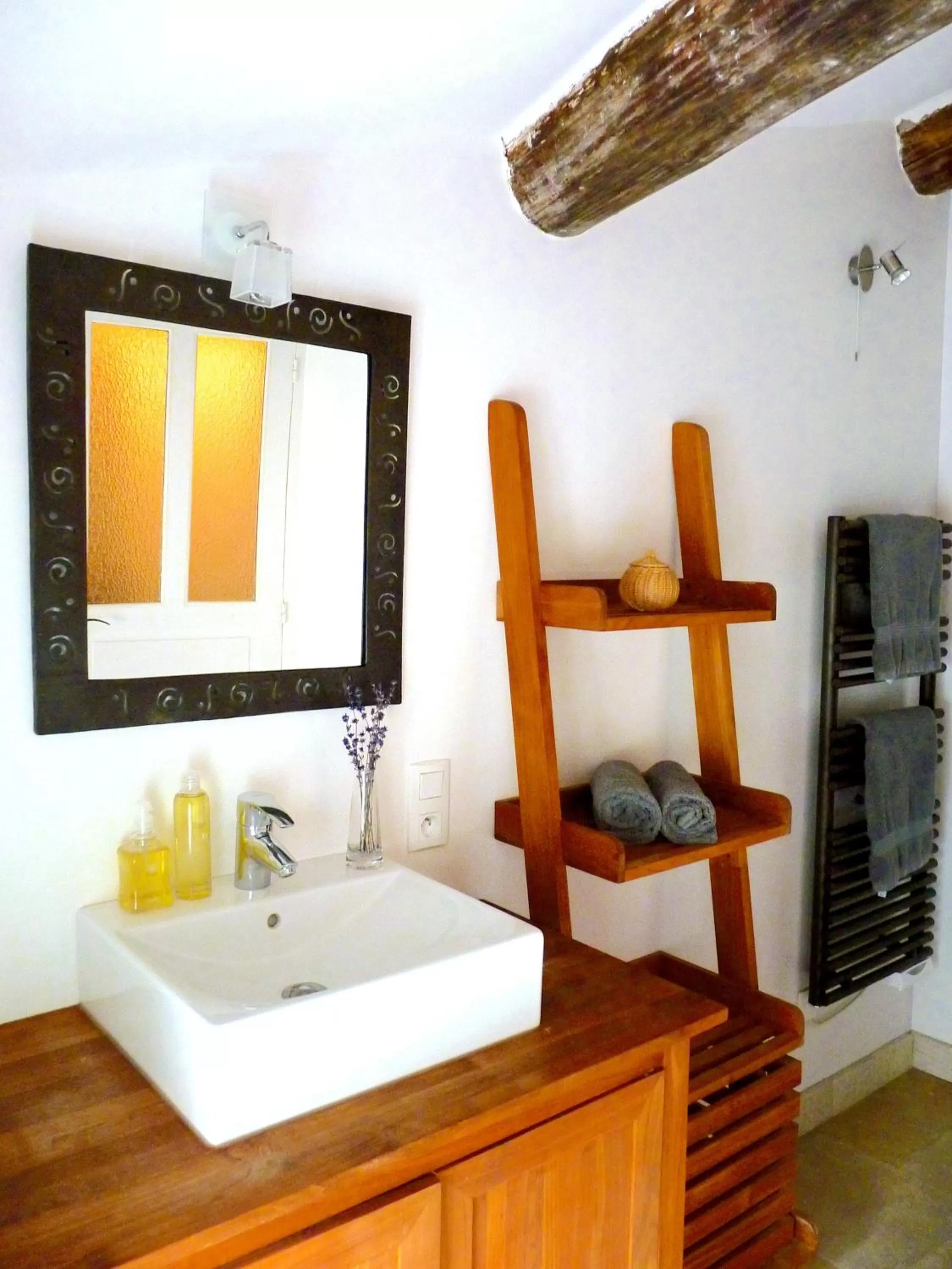Bathroom in L'Autre Maison