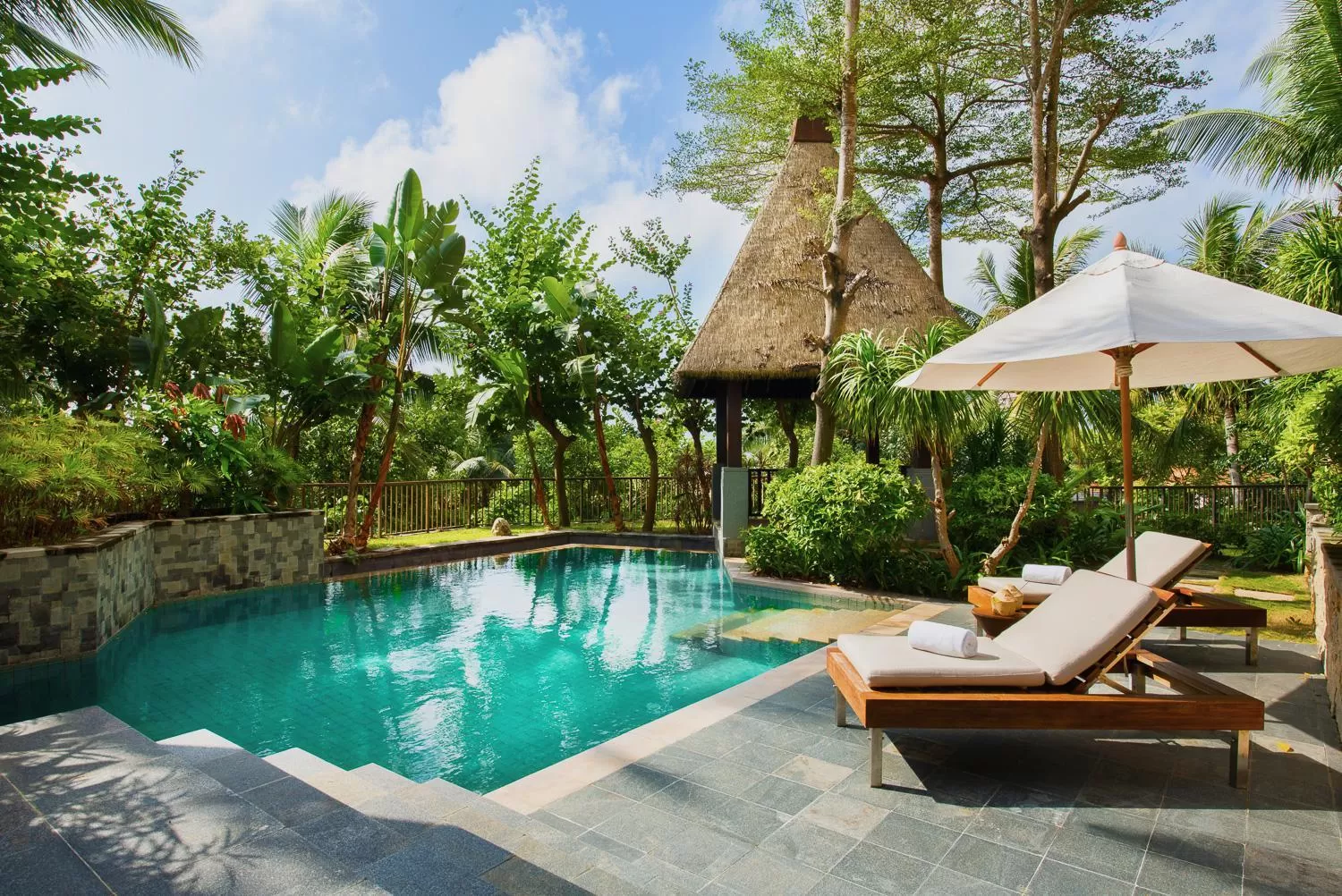 Day in Raffles Hainan Clear Water Bay