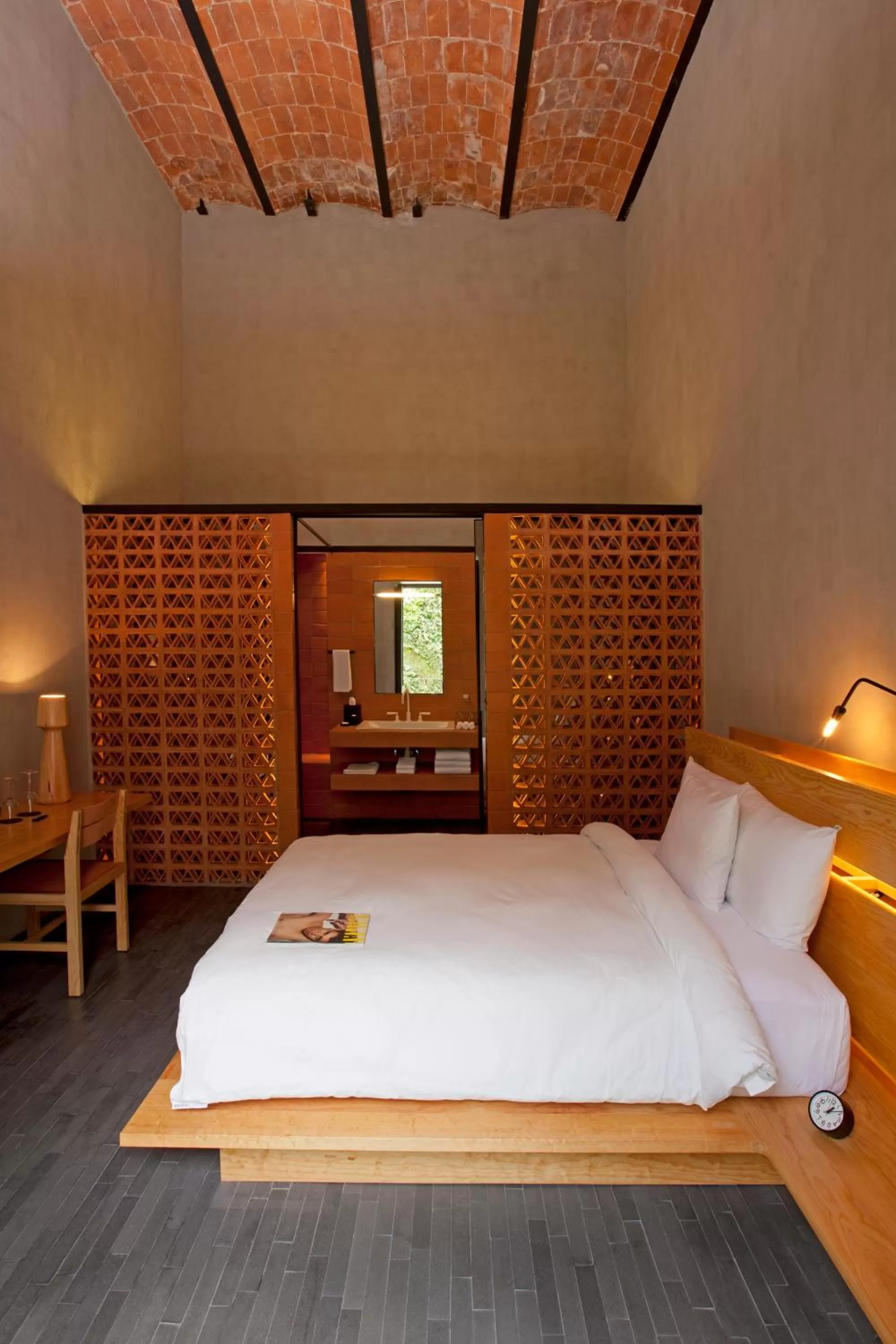 Bedroom, Bed in Downtown Mexico