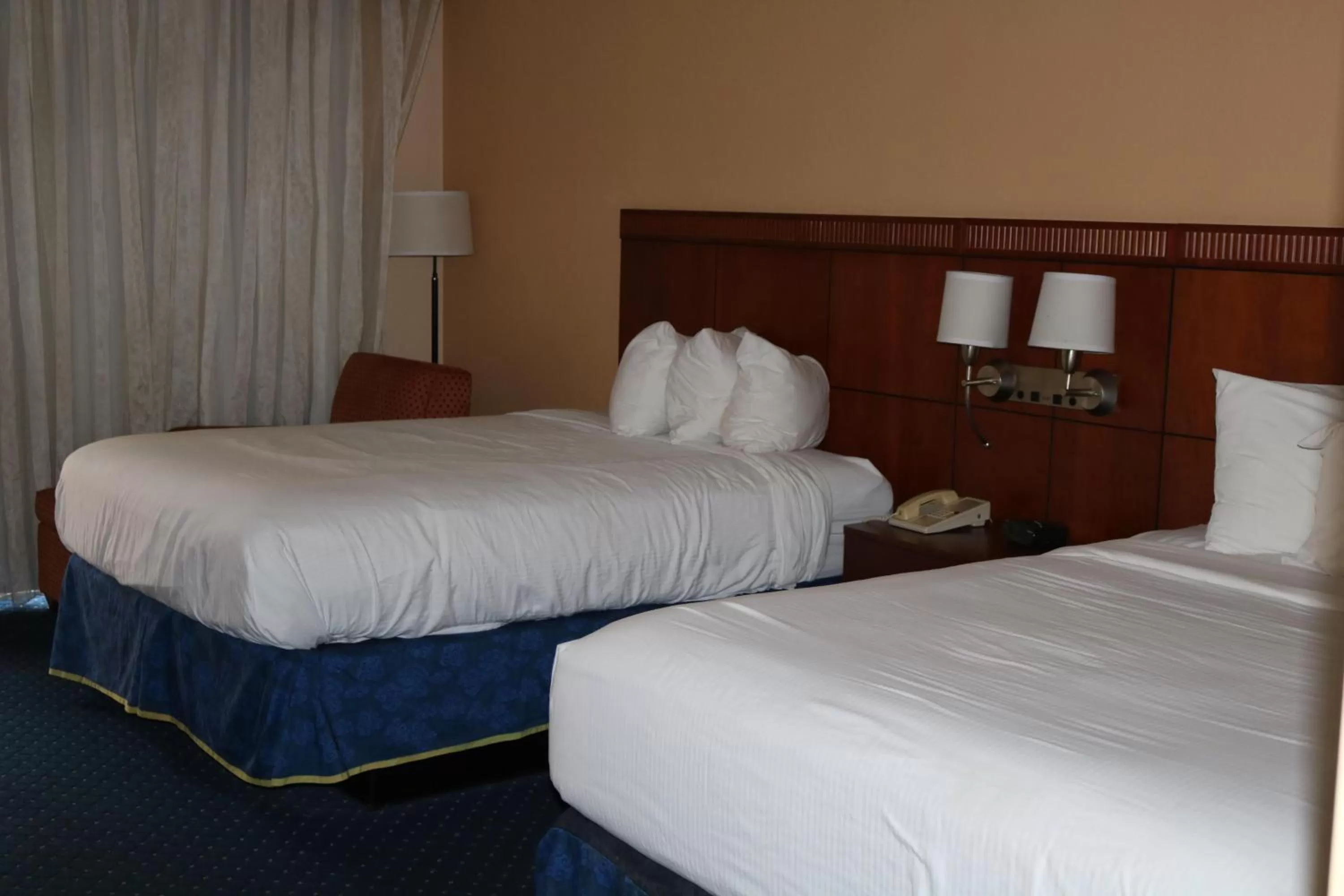 Bed in Baymont by Wyndham Columbia Northwest