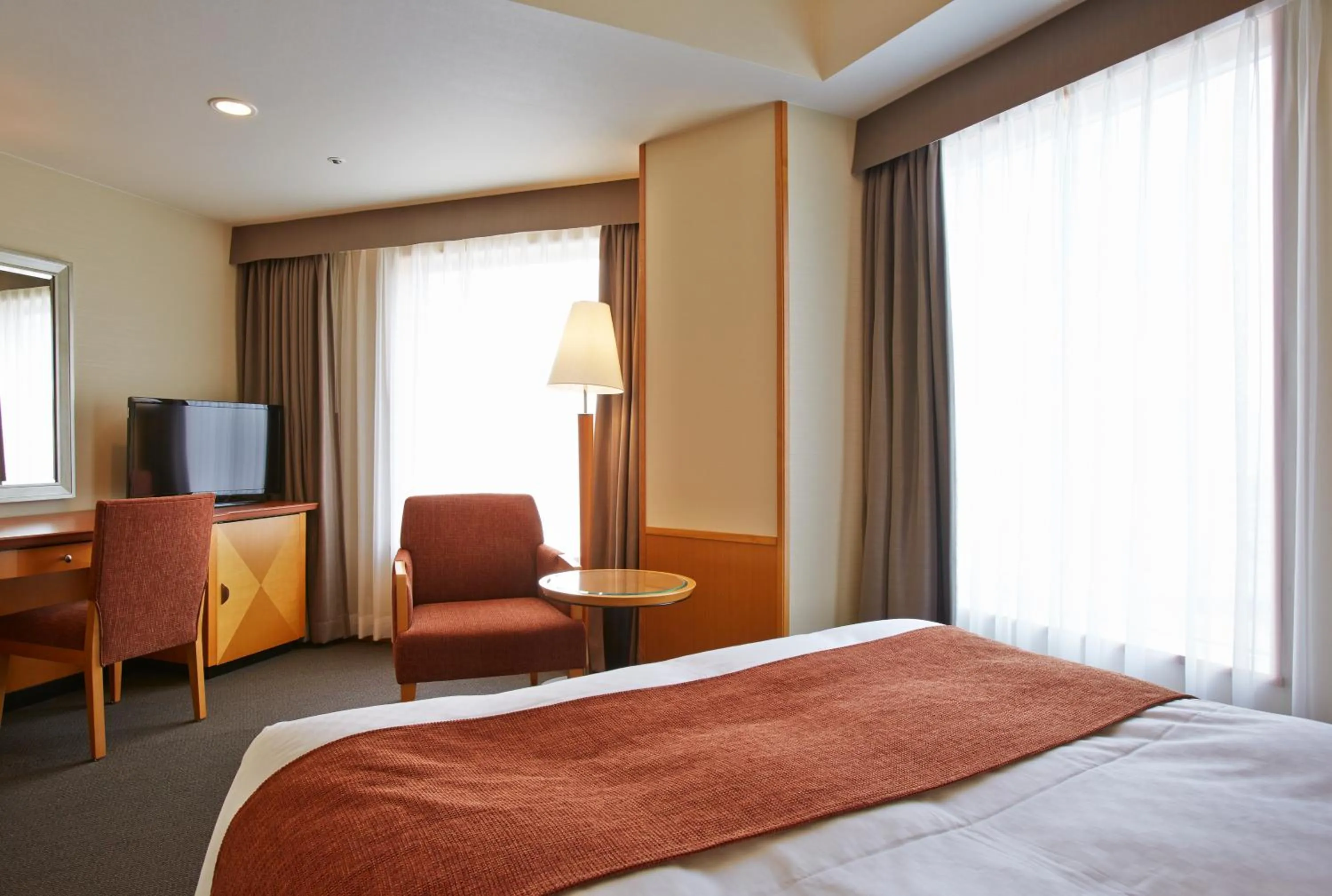 Photo of the whole room, Bed in JR Hotel Clement Takamatsu