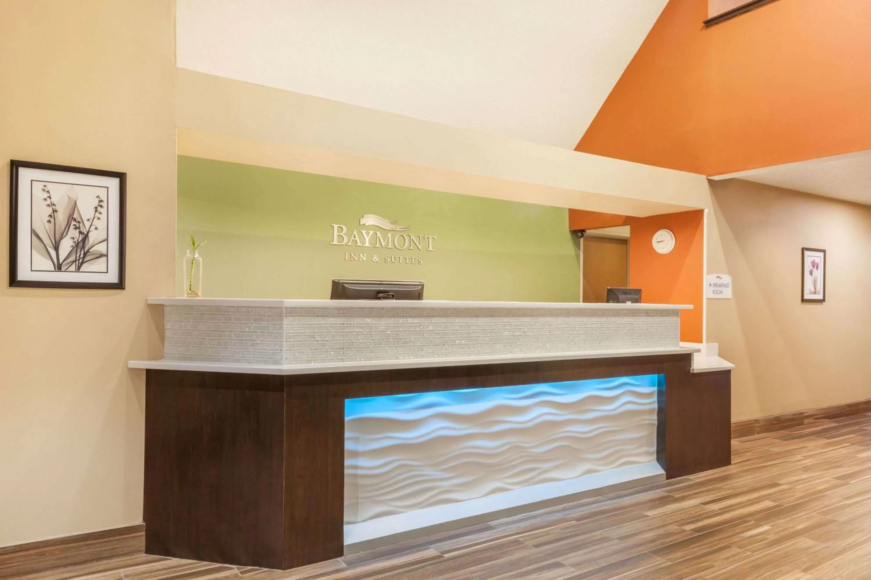 Lobby or reception in Baymont by Wyndham Newark at University of Delaware