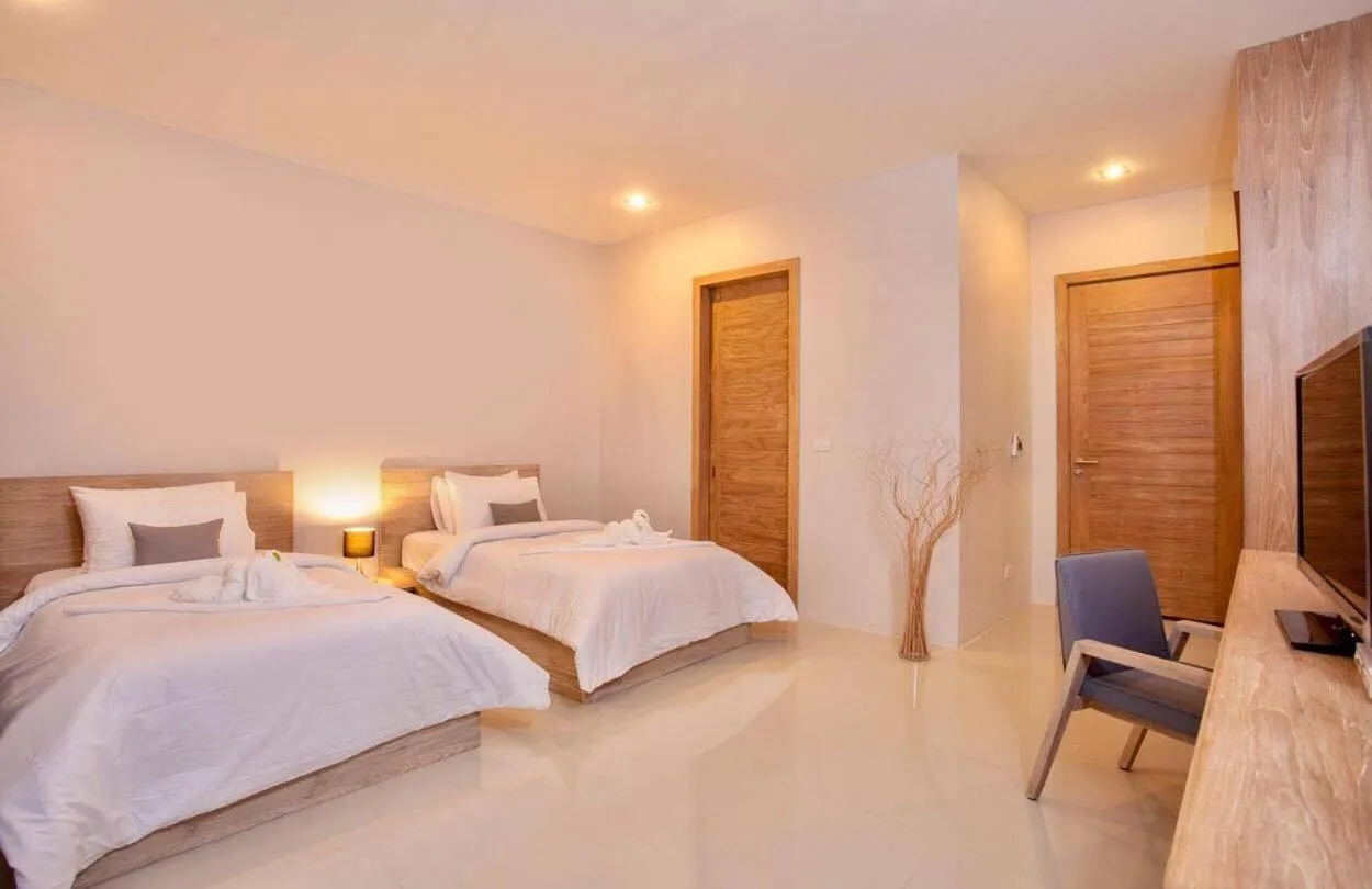 Bed in Lemonade Phuket Hotel -SHA Plus