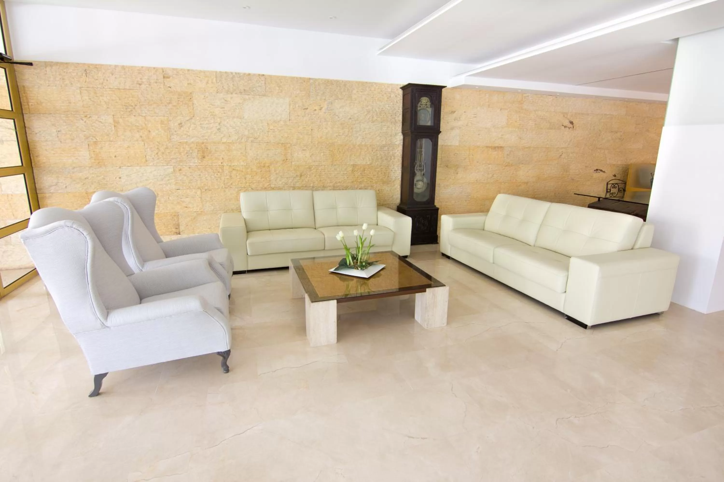 Lobby or reception in CM Playa del Moro