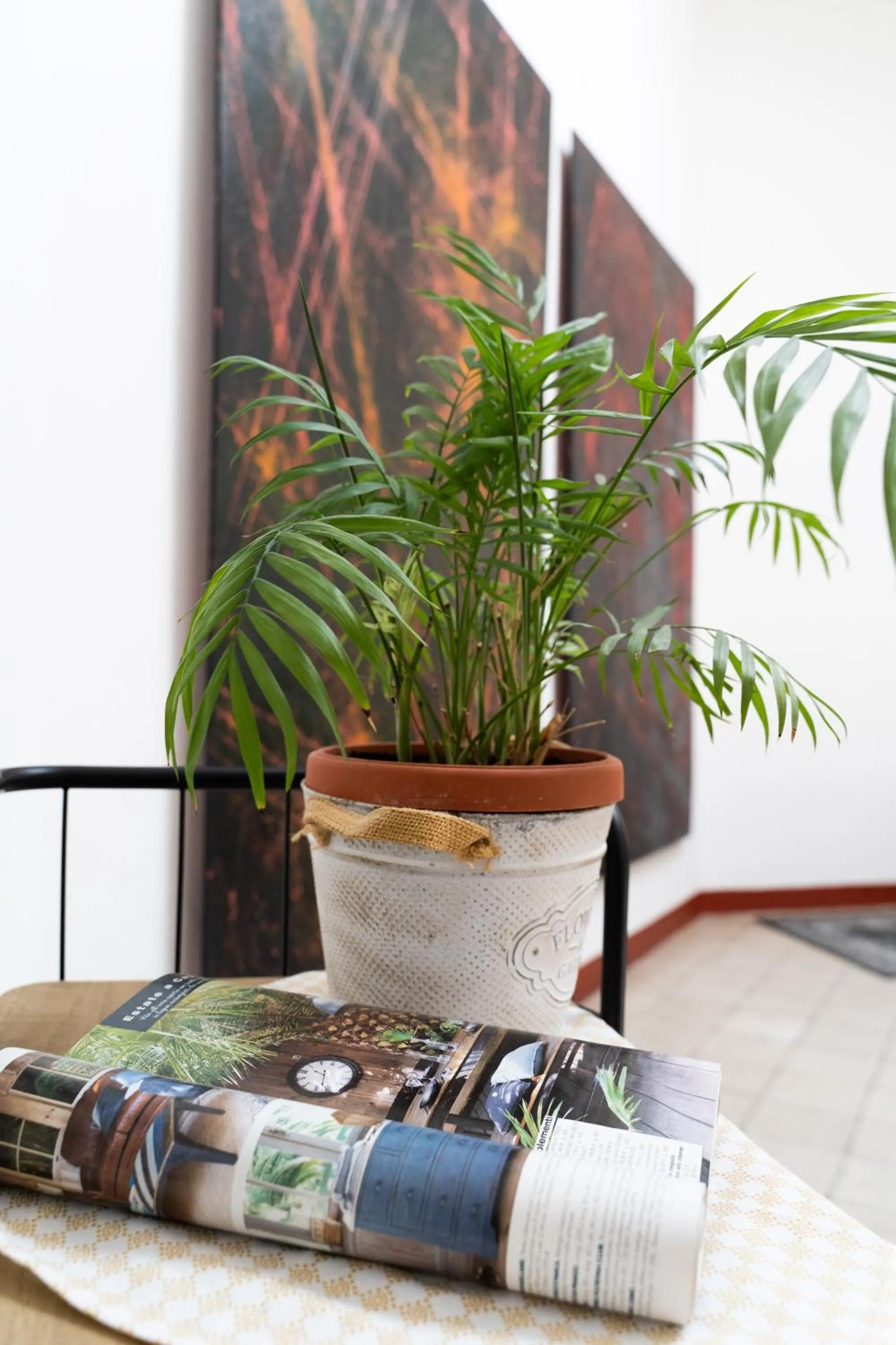 Decorative detail in Hotel Mom Assisi