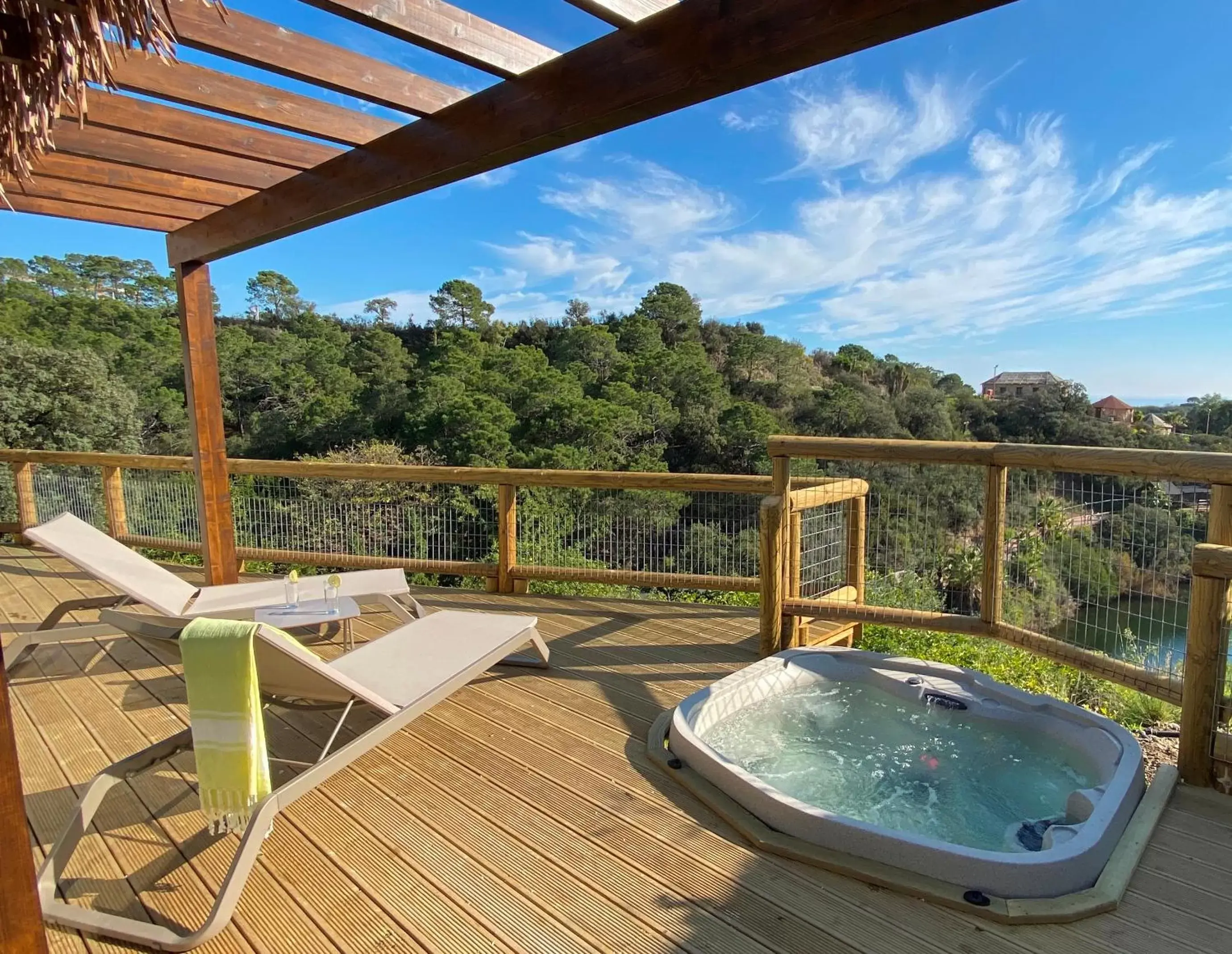 Hotel Selwo Lodge - Animal Park Tickets Included Hotel Selwo Lodge - Animal Park Tickets Included